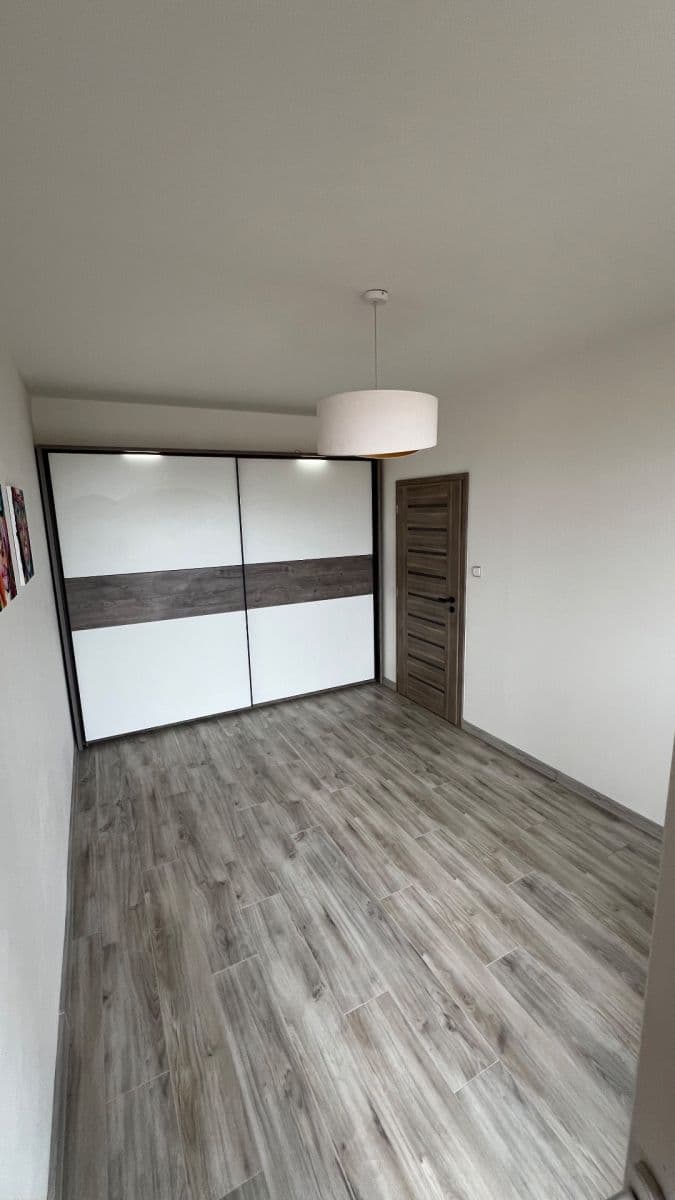 Prenájom bytu 2-izbový 48 m², Průběžná, Praha, Praha Prenájom bytu 2-izbový 48 m², Průběžná, Praha, Praha