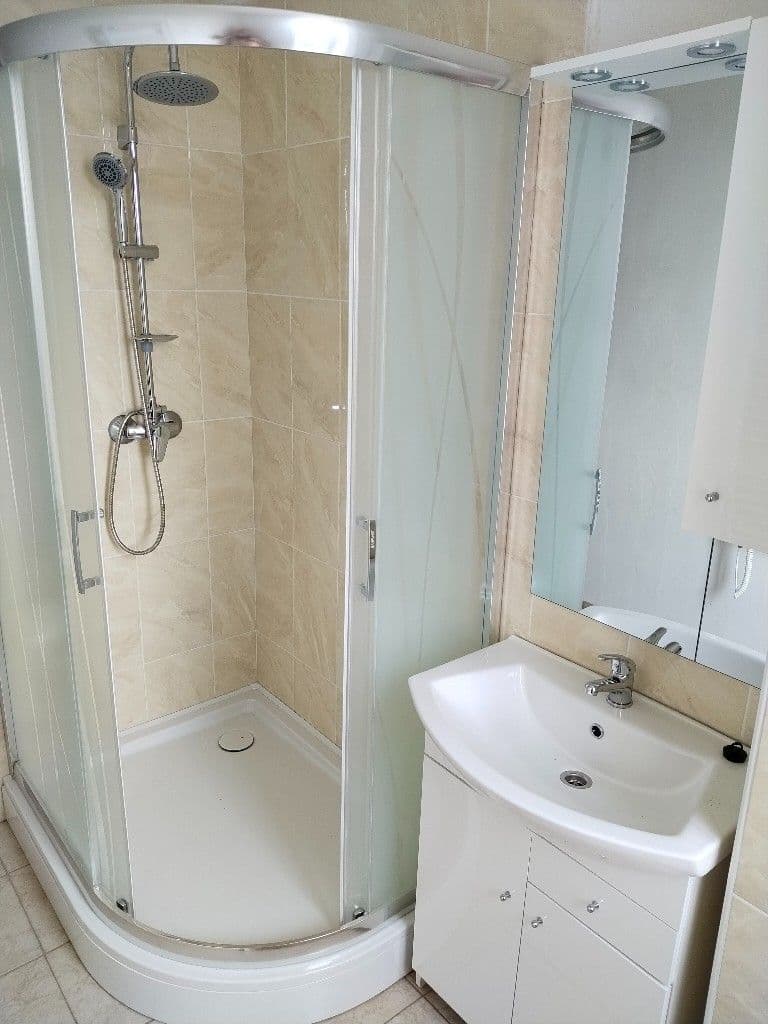 Prenájom bytu 4-izbový 77 m², Pod Vrchem, Plzeň, Plzeňský kraj Prenájom bytu 4-izbový 77 m², Pod Vrchem, Plzeň, Plzeňský kraj