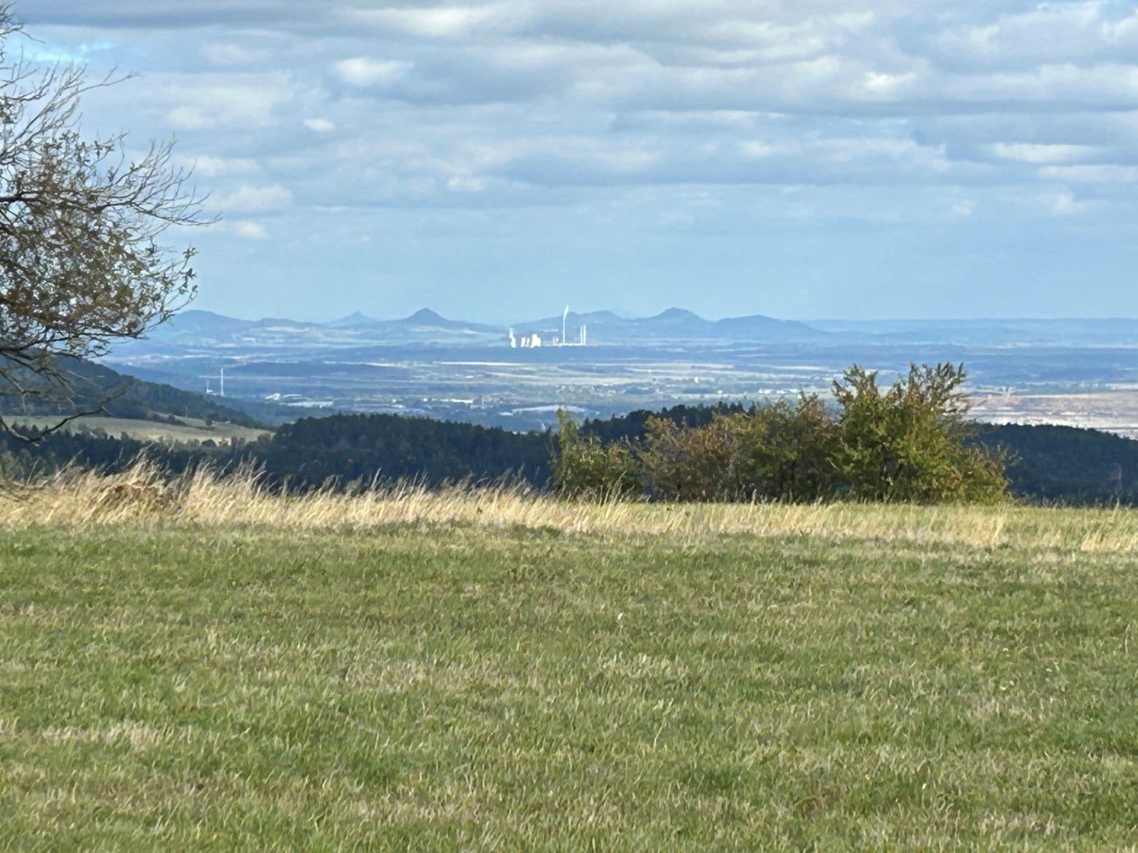 Predaj pozemku 1.013 m², Výsluní, Ústecký kraj Predaj pozemku 1.013 m², Výsluní, Ústecký kraj