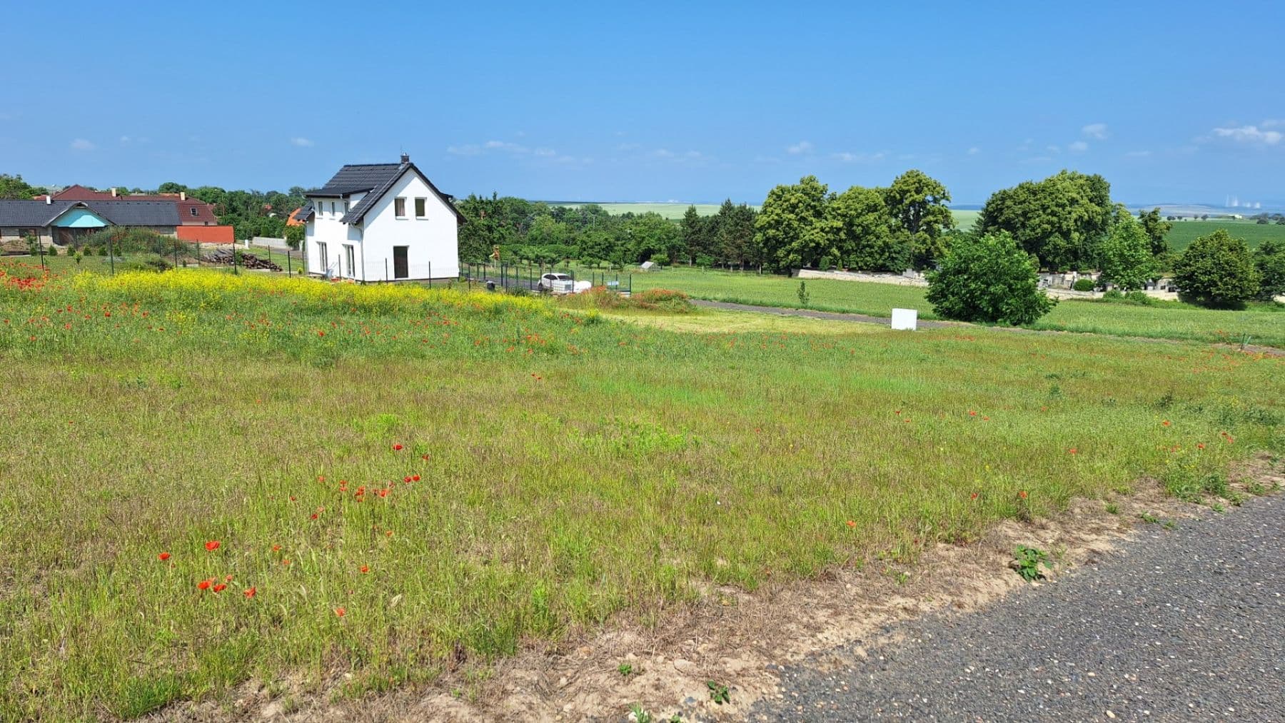 Predaj pozemku 950 m², Líšťany, Ústecký kraj Predaj pozemku 950 m², Líšťany, Ústecký kraj