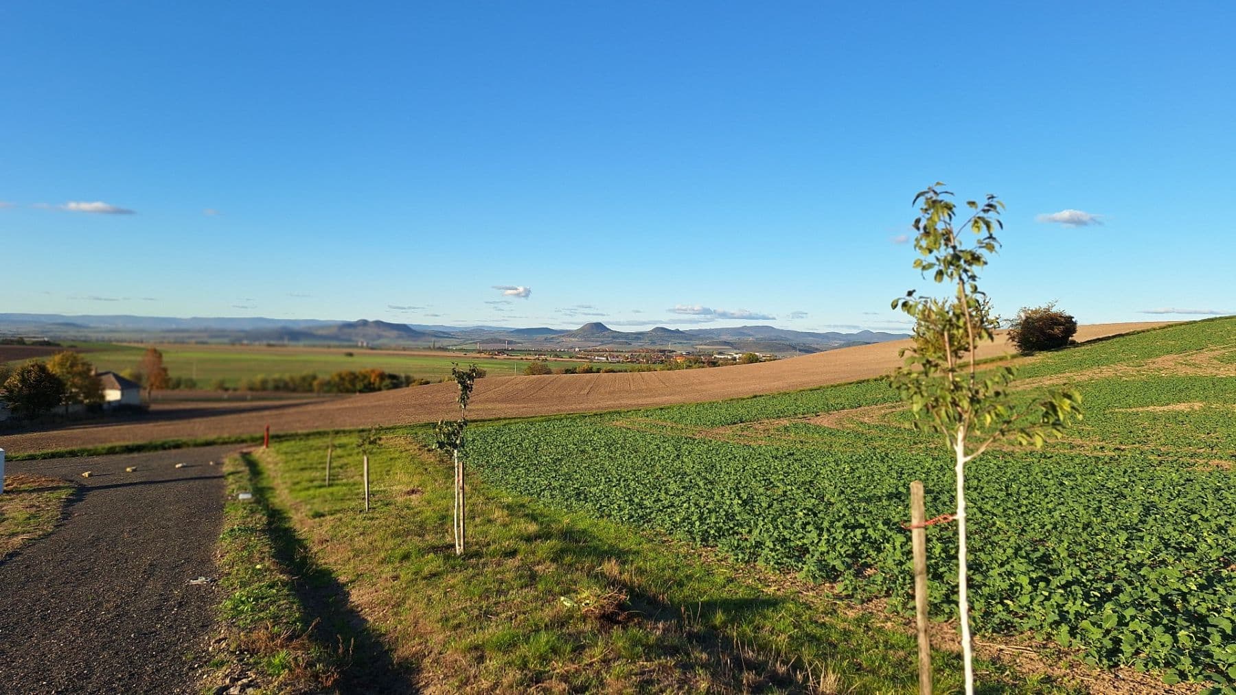 Predaj pozemku 950 m², Líšťany, Ústecký kraj Predaj pozemku 950 m², Líšťany, Ústecký kraj