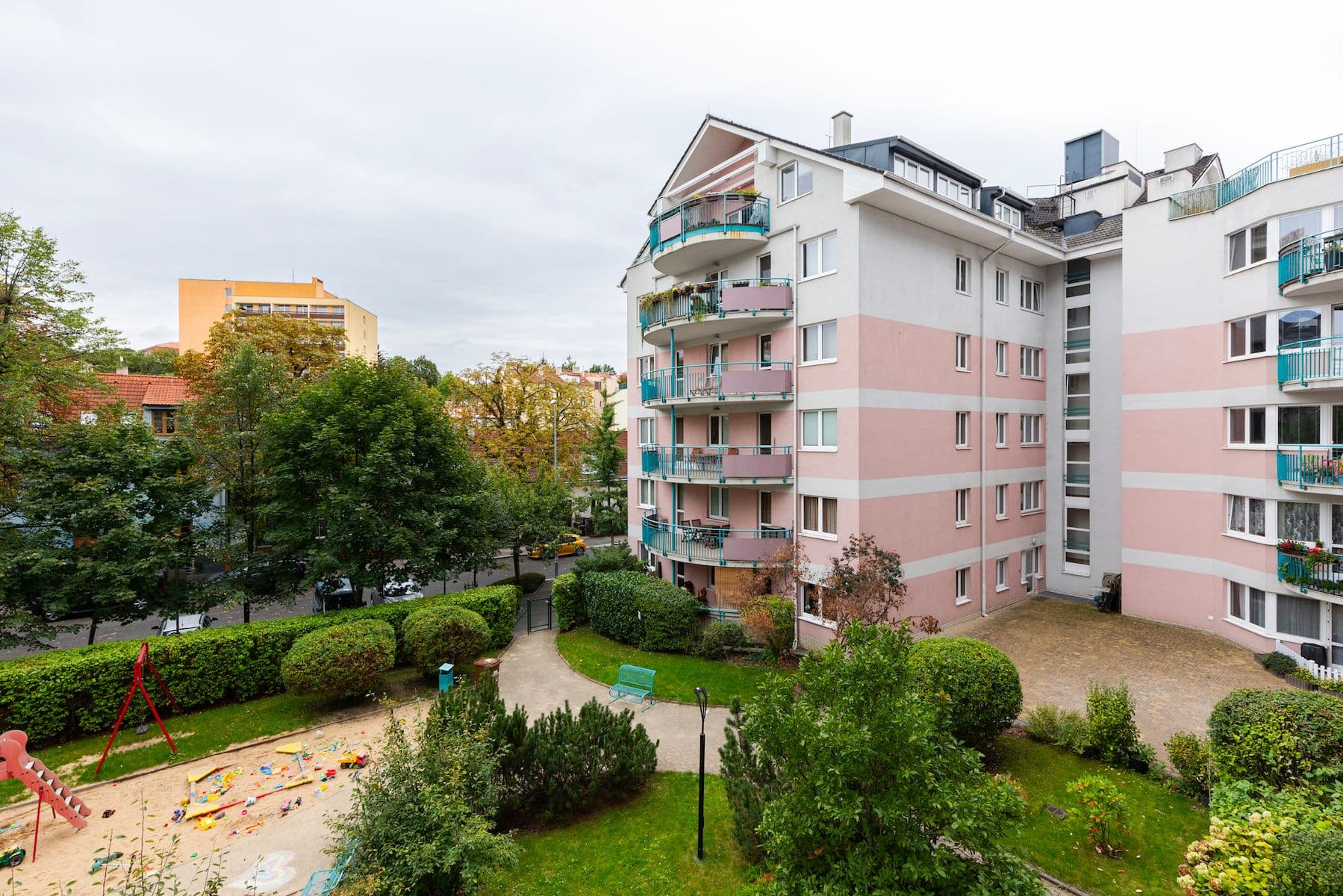 Predaj bytu 3-izbový 97 m², Na Hroudě, Praha, Praha Predaj bytu 3-izbový 97 m², Na Hroudě, Praha, Praha