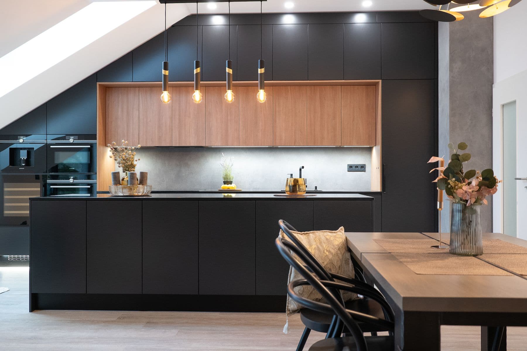 Predaj bytu 3-izbový 136 m², U Kopečku, Tuchoměřice, Středočeský kraj Predaj bytu 3-izbový 136 m², U Kopečku, Tuchoměřice, Středočeský kraj