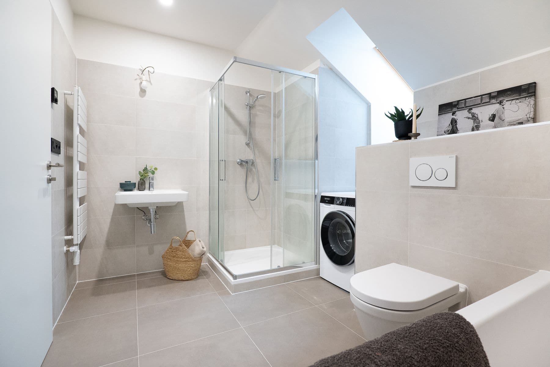 Predaj bytu 3-izbový 136 m², U Kopečku, Tuchoměřice, Středočeský kraj Predaj bytu 3-izbový 136 m², U Kopečku, Tuchoměřice, Středočeský kraj