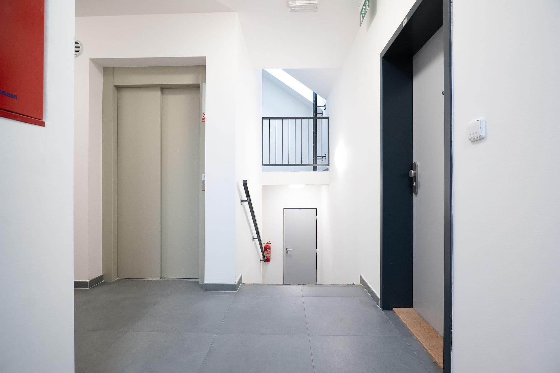 Predaj bytu 3-izbový 136 m², U Kopečku, Tuchoměřice, Středočeský kraj Predaj bytu 3-izbový 136 m², U Kopečku, Tuchoměřice, Středočeský kraj