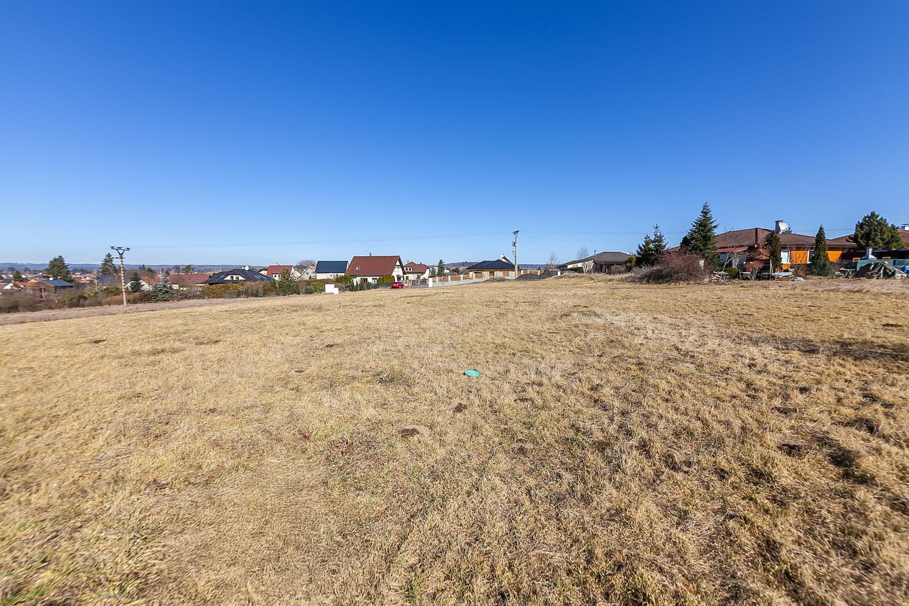 Predaj pozemku 2.412 m², Malá Hraštice, Středočeský kraj Predaj pozemku 2.412 m², Malá Hraštice, Středočeský kraj