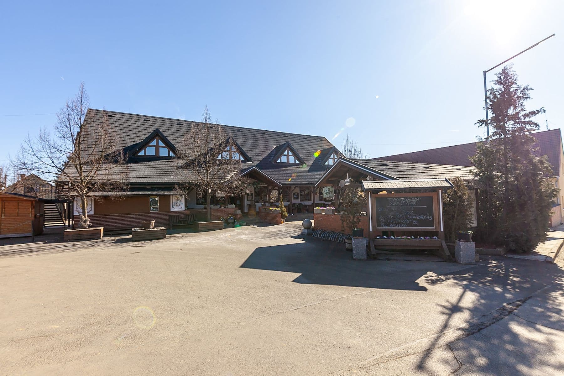 Predaj pozemku 2.412 m², Malá Hraštice, Středočeský kraj Predaj pozemku 2.412 m², Malá Hraštice, Středočeský kraj
