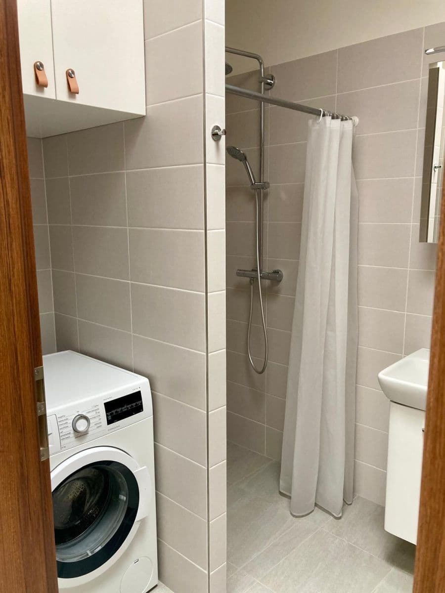 Prenájom bytu 2-izbový 60 m², Kytín, Středočeský kraj Prenájom bytu 2-izbový 60 m², Kytín, Středočeský kraj