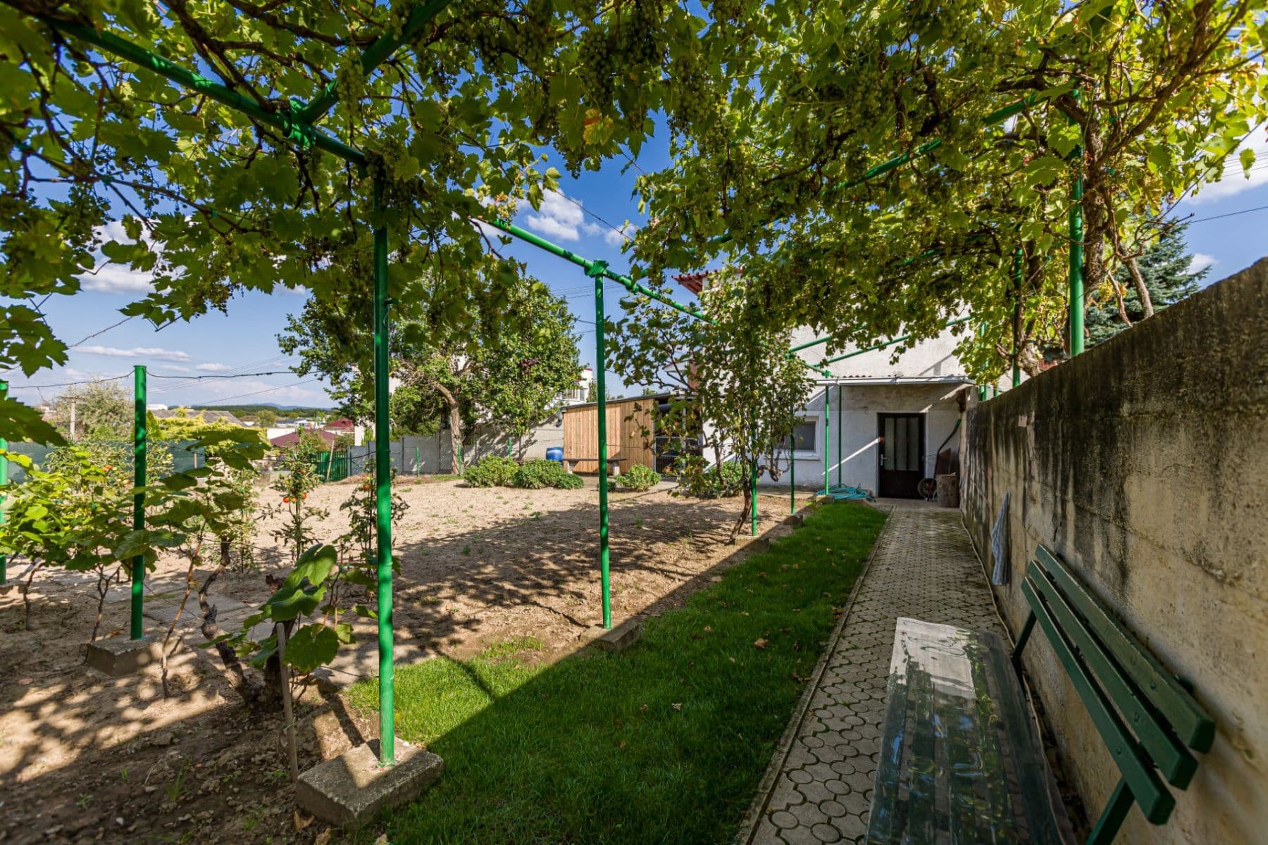 Predaj domu 300 m², pozemek 839 m², Ľ. Štúra, Veľké Kostoľany, Trnavský kraj Predaj domu 300 m², pozemek 839 m², Ľ. Štúra, Veľké Kostoľany, Trnavský kraj