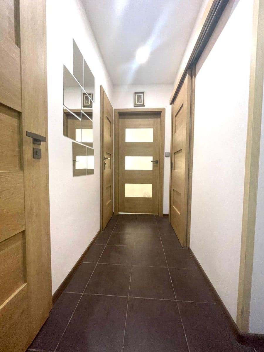 Predaj bytu 3-izbový 76 m², Hvozd, Středočeský kraj Predaj bytu 3-izbový 76 m², Hvozd, Středočeský kraj