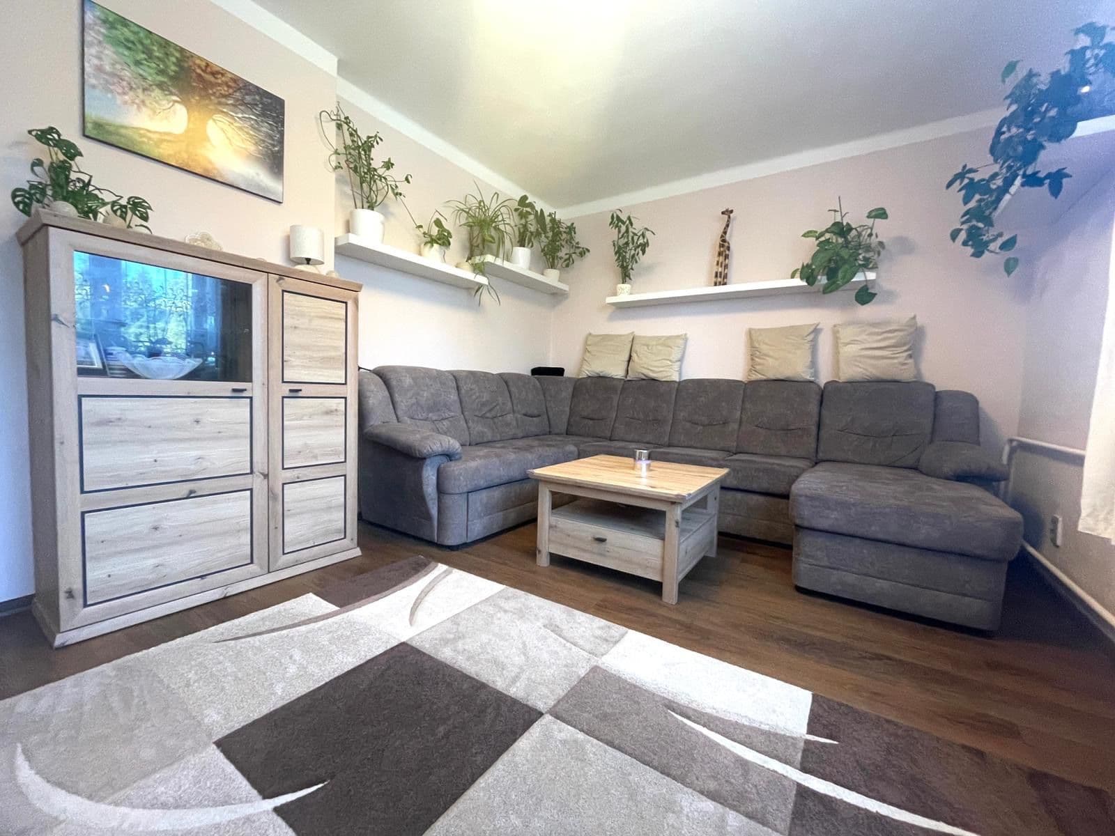 Predaj bytu 3-izbový 76 m², Hvozd, Středočeský kraj Predaj bytu 3-izbový 76 m², Hvozd, Středočeský kraj