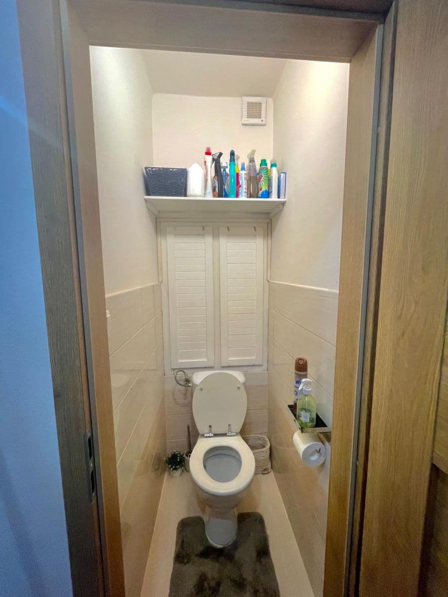 Predaj bytu 3-izbový 76 m², Hvozd, Středočeský kraj Predaj bytu 3-izbový 76 m², Hvozd, Středočeský kraj