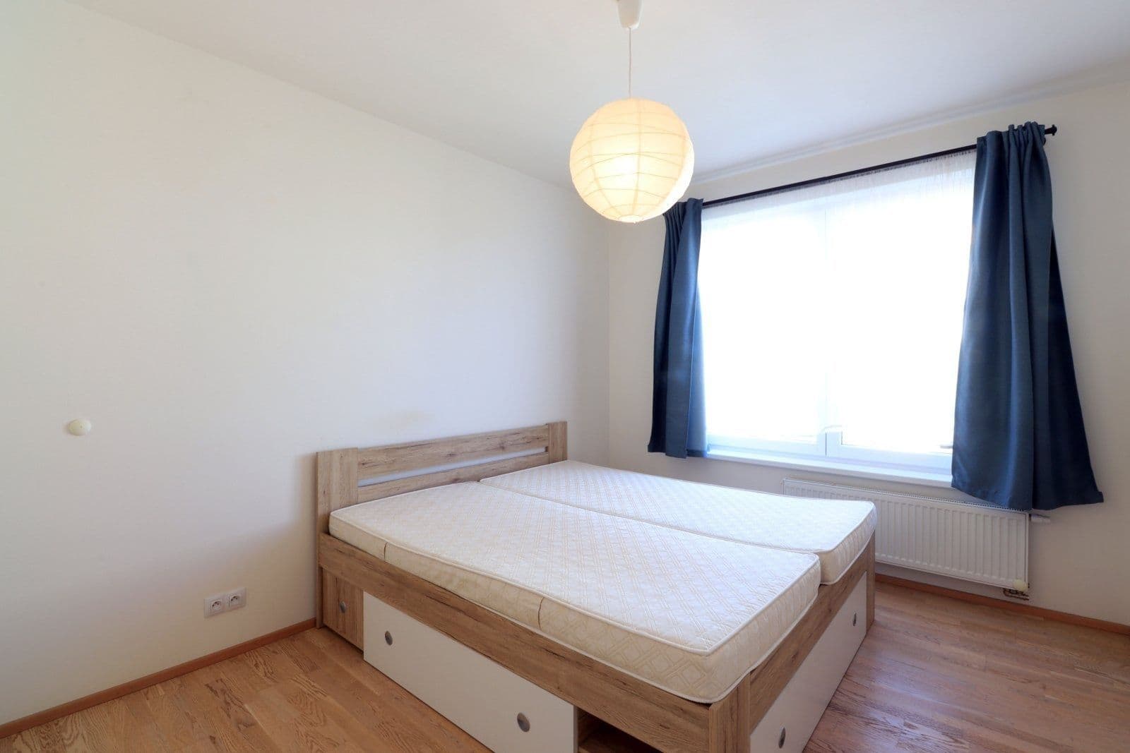 Prenájom bytu 4-izbový 110 m², Kadečkové, Praha, Praha Prenájom bytu 4-izbový 110 m², Kadečkové, Praha, Praha