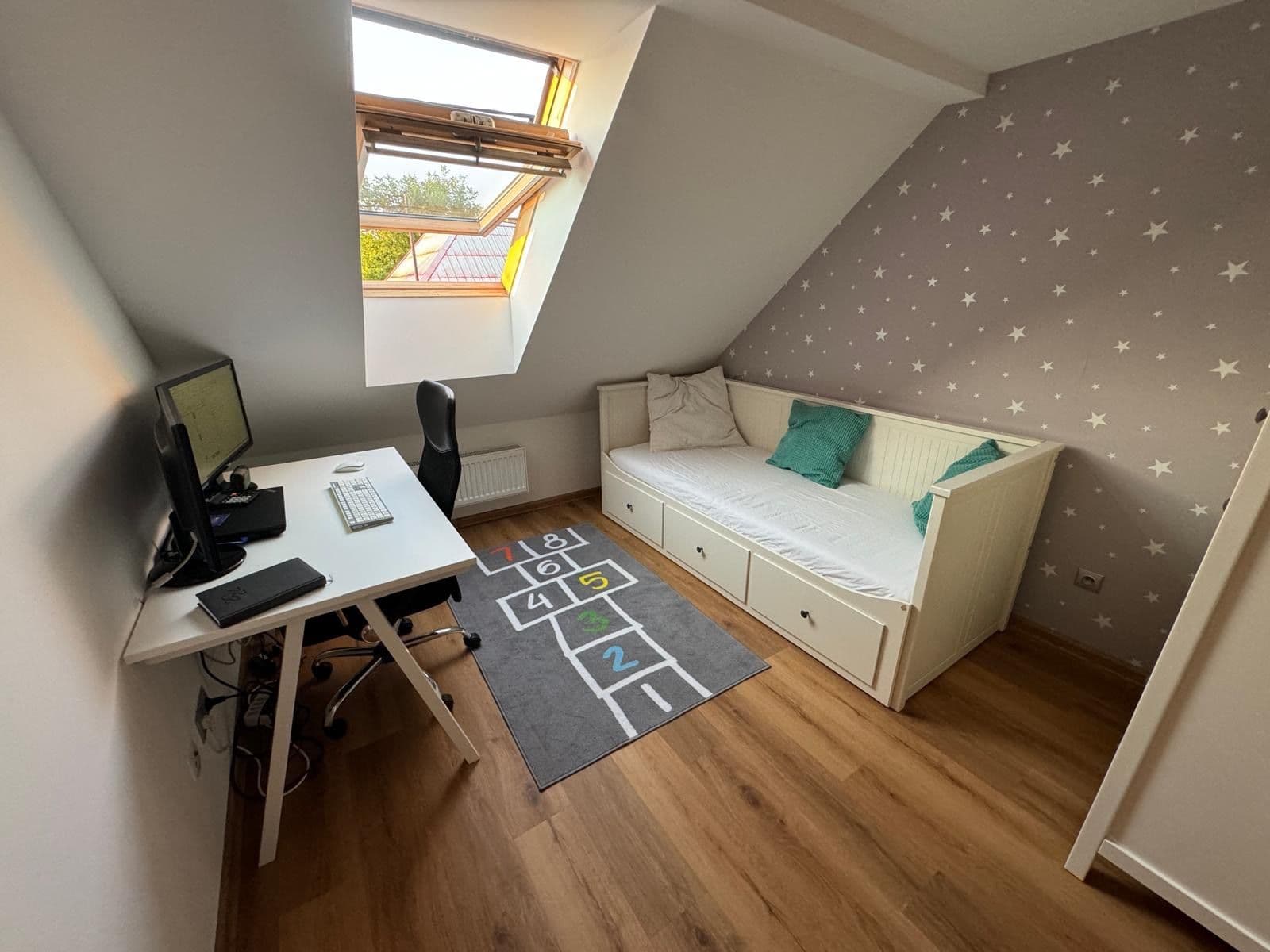 Prenájom domu 120 m², pozemek 170 m², Svojsíkova, Kladno, Středočeský kraj Prenájom domu 120 m², pozemek 170 m², Svojsíkova, Kladno, Středočeský kraj