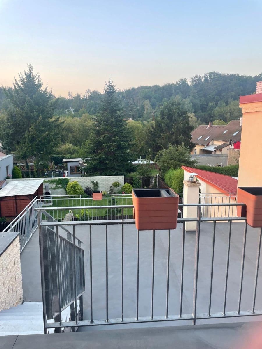 Prenájom domu 120 m², pozemek 170 m², Svojsíkova, Kladno, Středočeský kraj Prenájom domu 120 m², pozemek 170 m², Svojsíkova, Kladno, Středočeský kraj