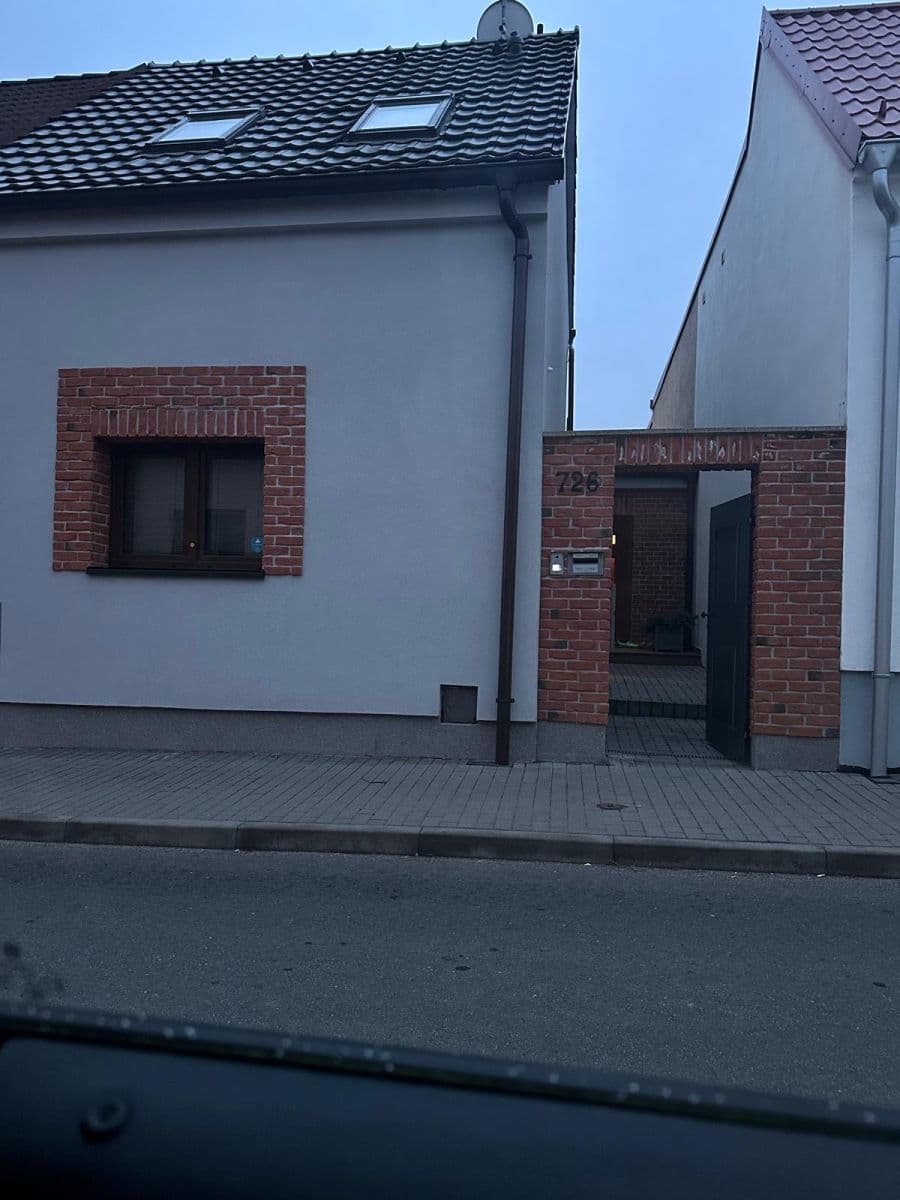 Prenájom domu 120 m², pozemek 170 m², Svojsíkova, Kladno, Středočeský kraj Prenájom domu 120 m², pozemek 170 m², Svojsíkova, Kladno, Středočeský kraj