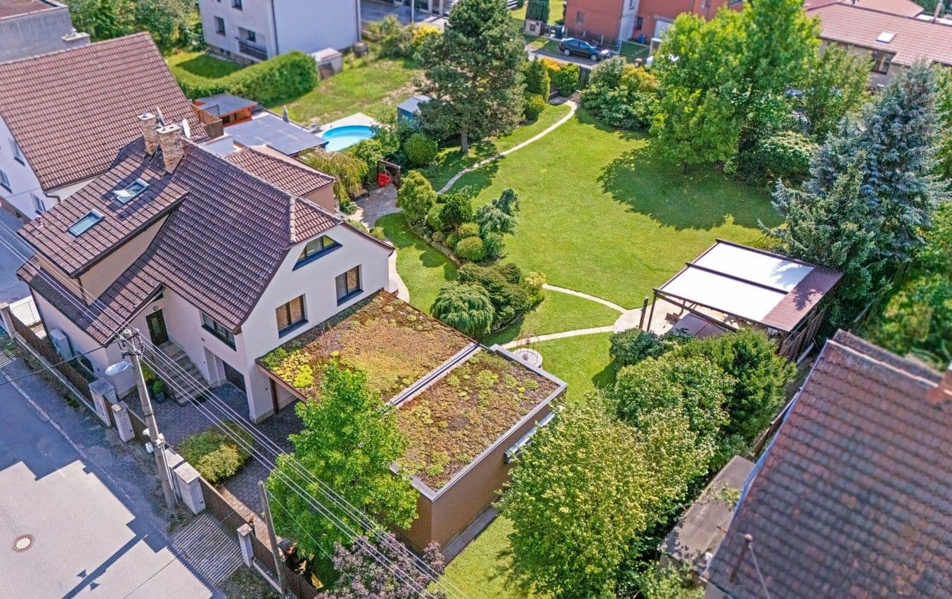Predaj domu 189 m², pozemek 1.309 m², Sukova, Úvaly, Středočeský kraj Predaj domu 189 m², pozemek 1.309 m², Sukova, Úvaly, Středočeský kraj