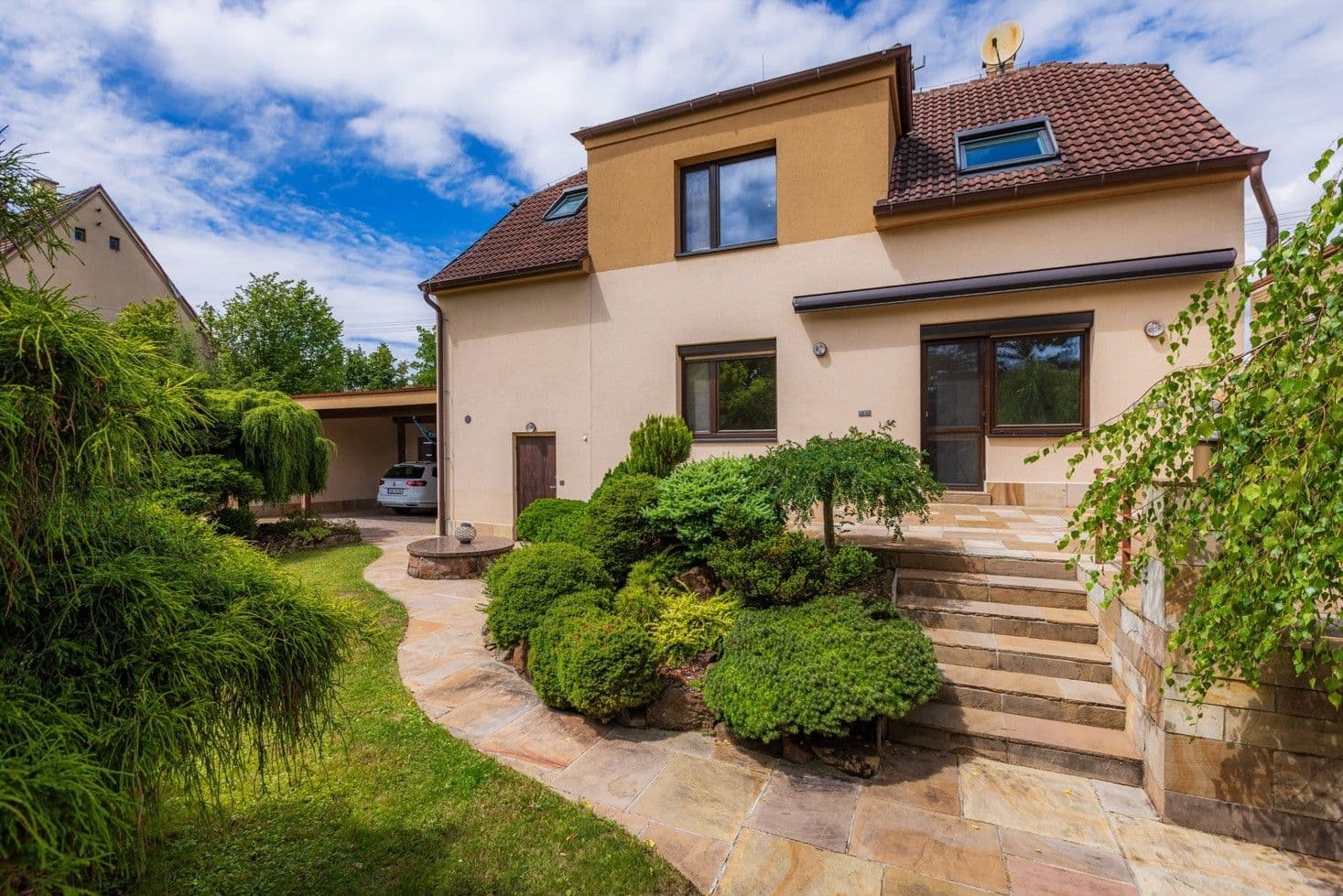 Predaj domu 189 m², pozemek 1.309 m², Sukova, Úvaly, Středočeský kraj Predaj domu 189 m², pozemek 1.309 m², Sukova, Úvaly, Středočeský kraj