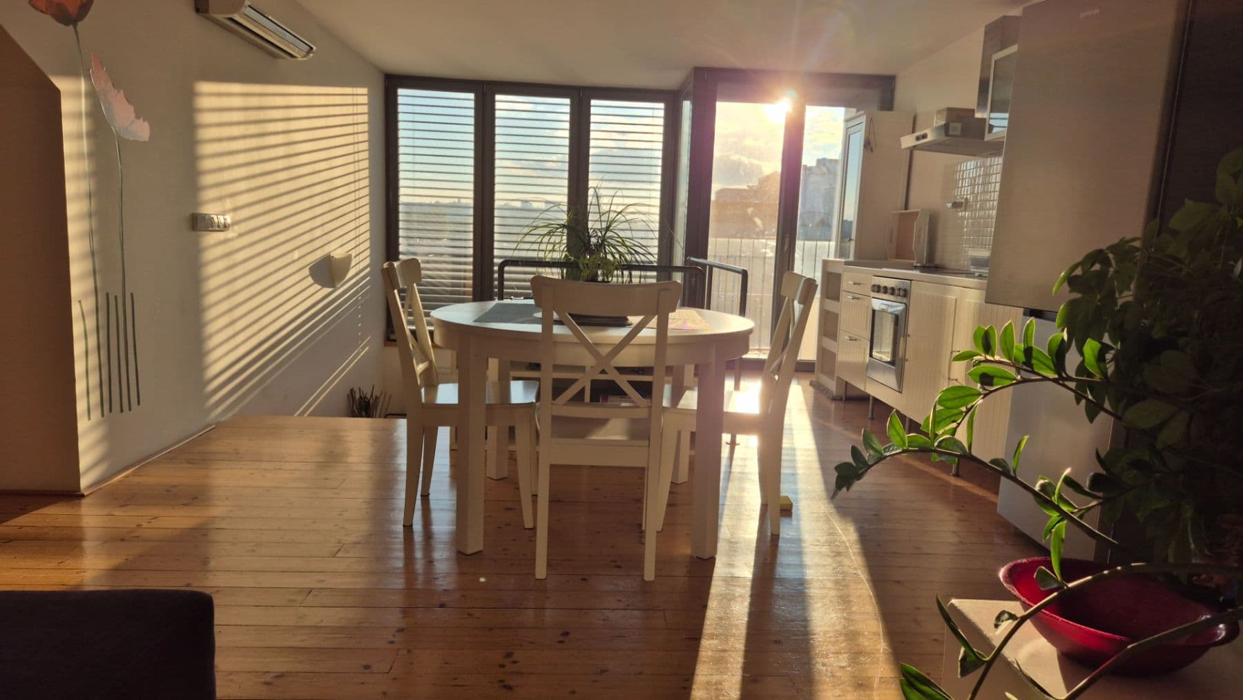 Prenájom bytu 2-izbový 61 m², U Hráze, Praha, Praha Prenájom bytu 2-izbový 61 m², U Hráze, Praha, Praha