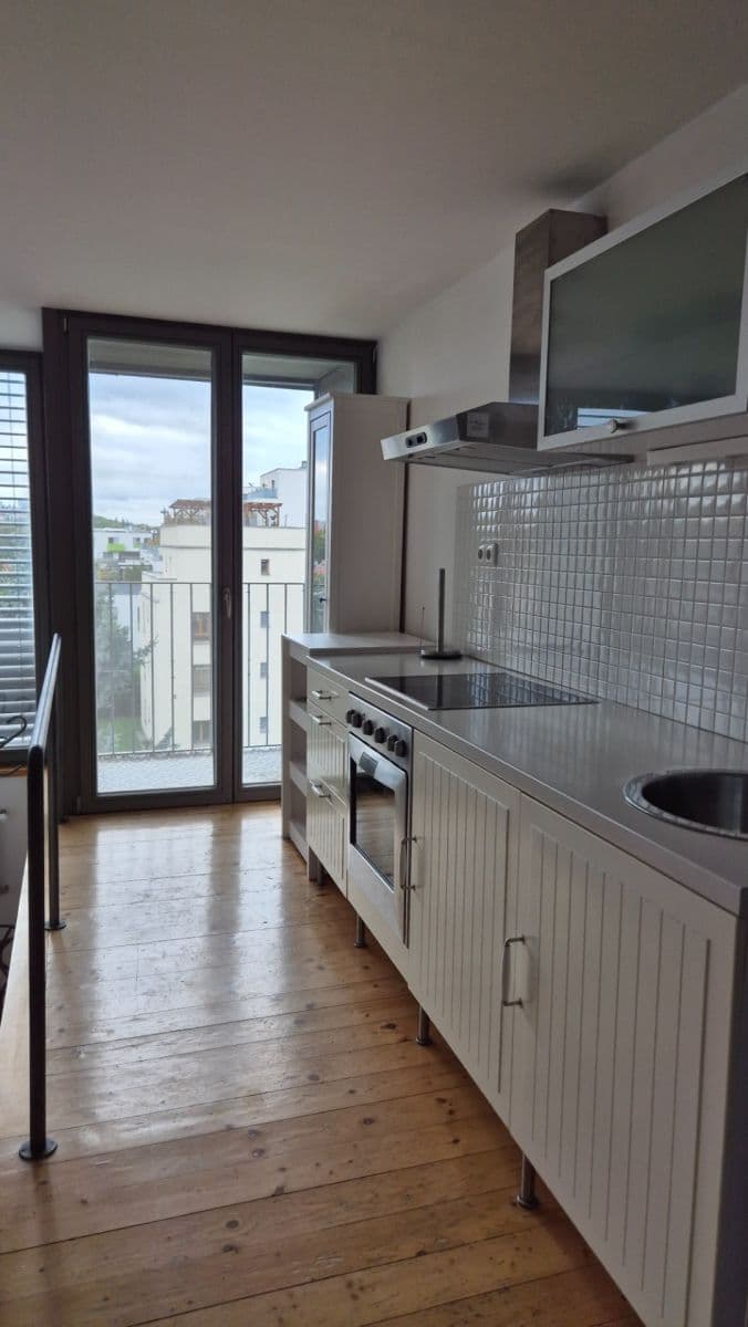 Prenájom bytu 2-izbový 61 m², U Hráze, Praha, Praha Prenájom bytu 2-izbový 61 m², U Hráze, Praha, Praha
