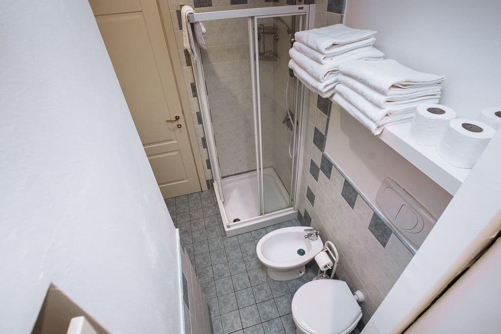 Prenájom bytu 43 m², Tyršova, Praha, Praha Prenájom bytu 43 m², Tyršova, Praha, Praha