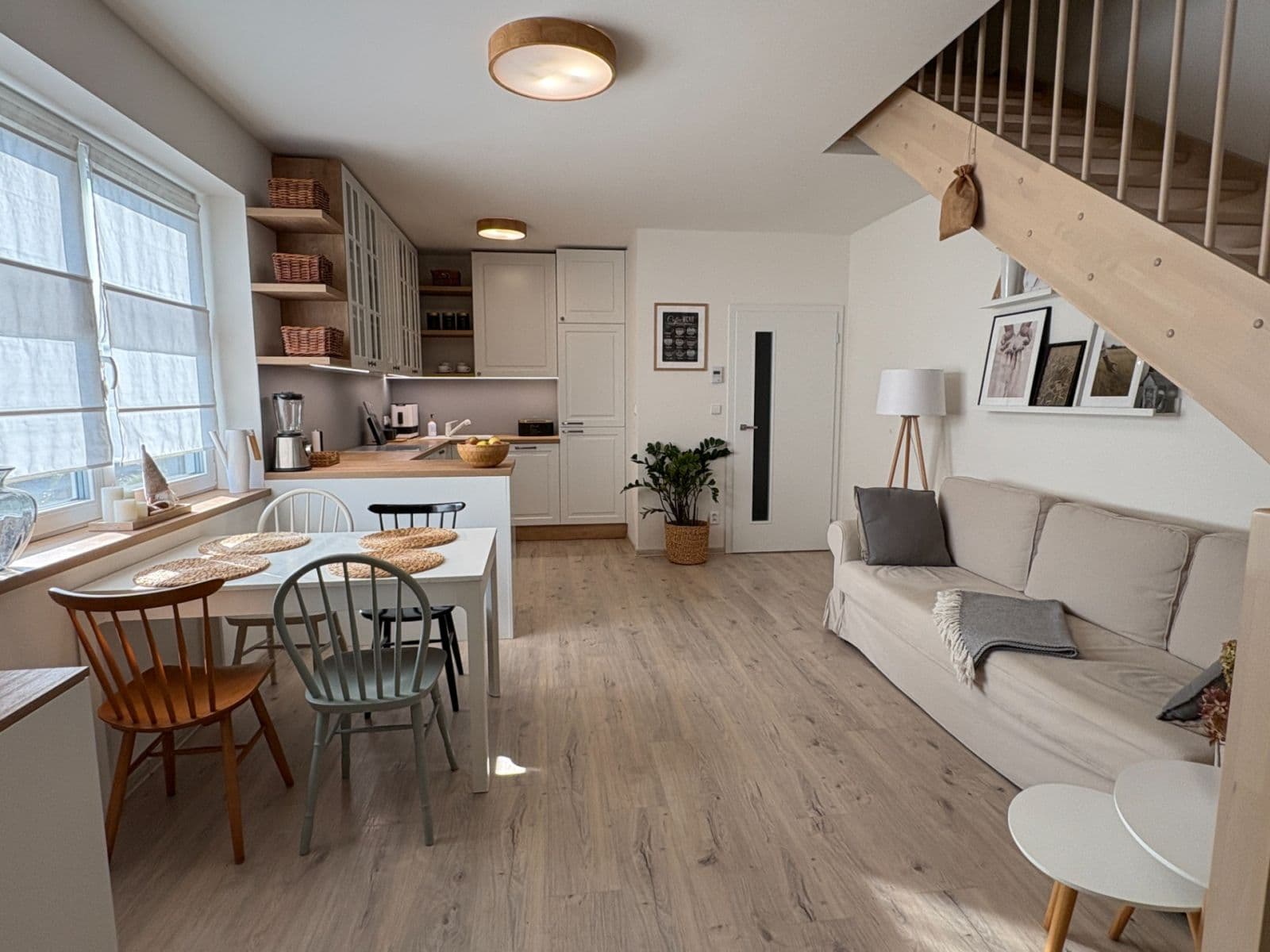 Predaj bytu 3-izbový 78 m², Polerady, Středočeský kraj Predaj bytu 3-izbový 78 m², Polerady, Středočeský kraj