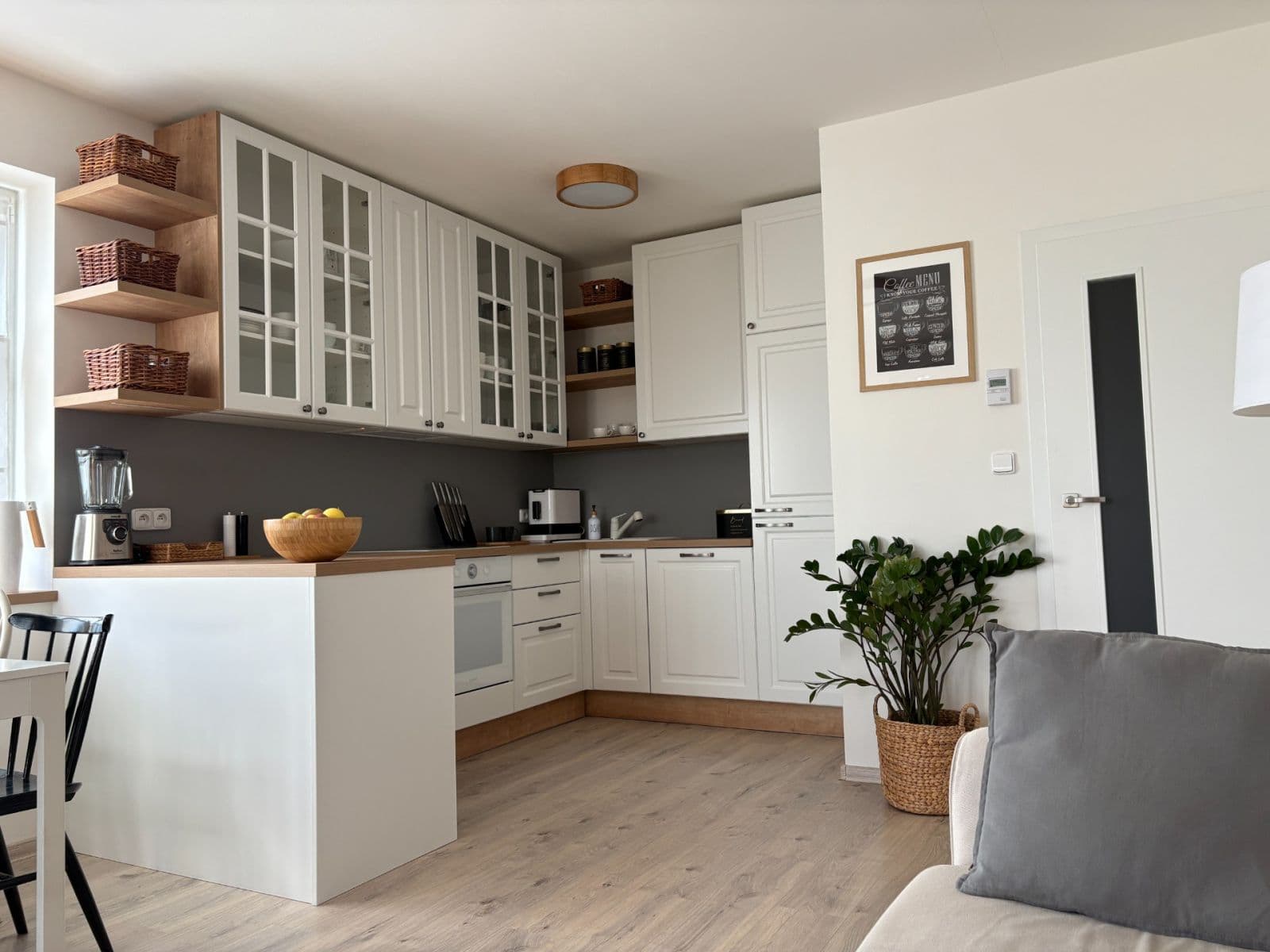 Predaj bytu 3-izbový 78 m², Polerady, Středočeský kraj Predaj bytu 3-izbový 78 m², Polerady, Středočeský kraj