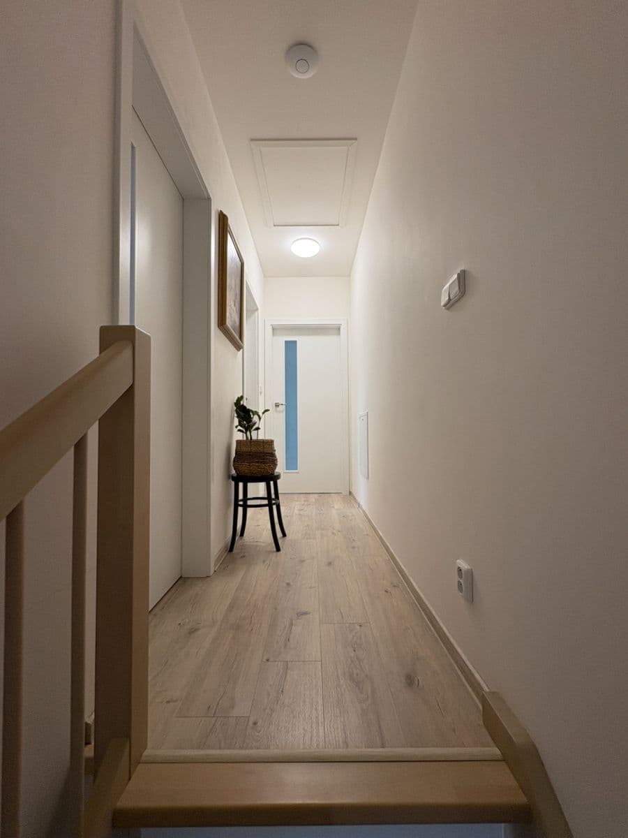 Predaj bytu 3-izbový 78 m², Polerady, Středočeský kraj Predaj bytu 3-izbový 78 m², Polerady, Středočeský kraj