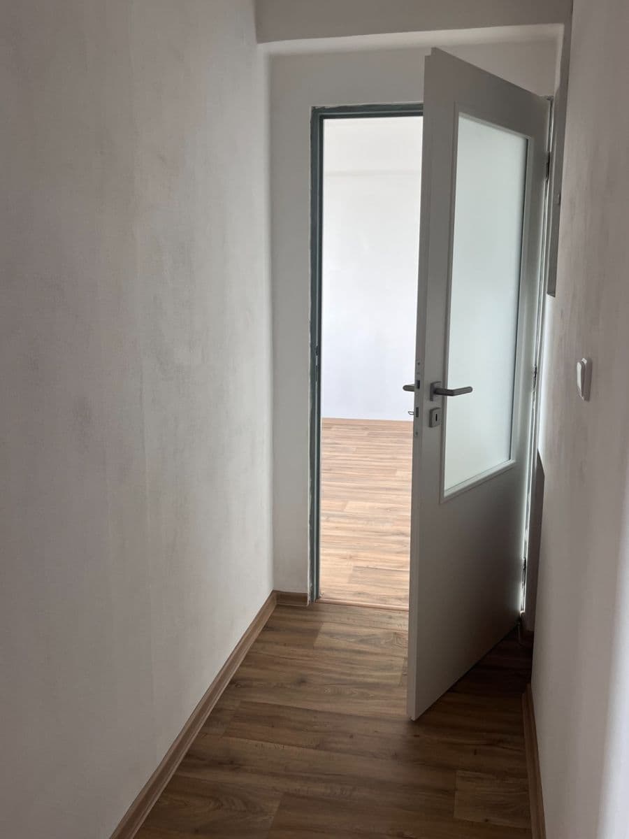 Prenájom bytu 2-izbový 49 m², Komenského, Vlašim, Středočeský kraj Prenájom bytu 2-izbový 49 m², Komenského, Vlašim, Středočeský kraj