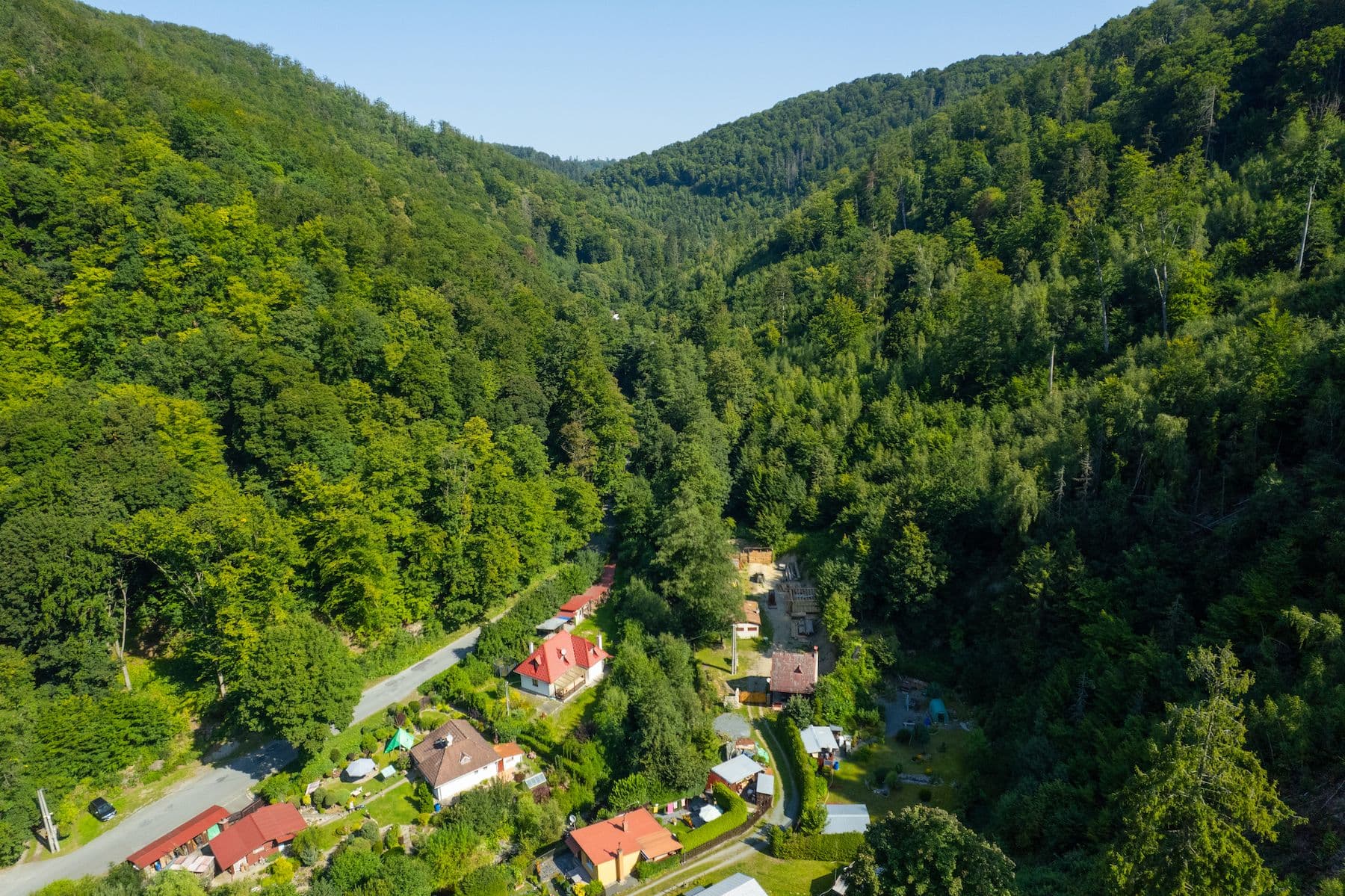 Predaj rekreačného objektu 85 m², pozemek 997 m², Bělkovice-Lašťany, Olomoucký kraj Predaj rekreačného objektu 85 m², pozemek 997 m², Bělkovice-Lašťany, Olomoucký kraj
