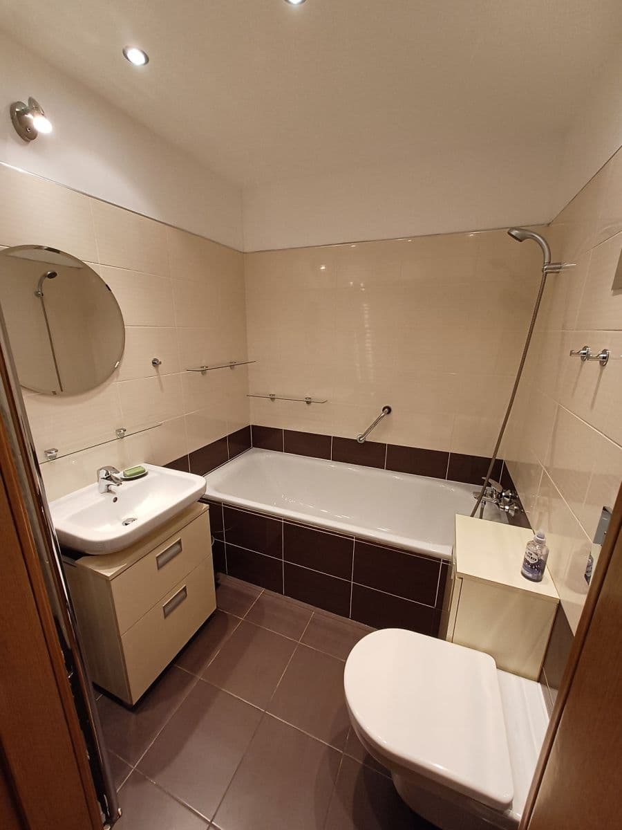 Predaj bytu 2-izbový 44 m², U Sladovny, Praha, Praha Predaj bytu 2-izbový 44 m², U Sladovny, Praha, Praha