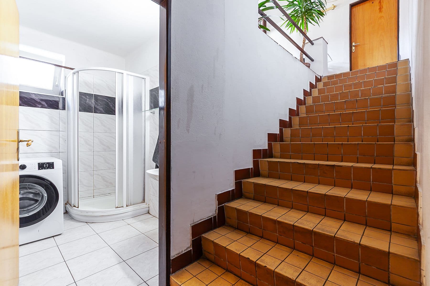 Predaj domu 270 m², pozemek 868 m², Modletice, Středočeský kraj Predaj domu 270 m², pozemek 868 m², Modletice, Středočeský kraj