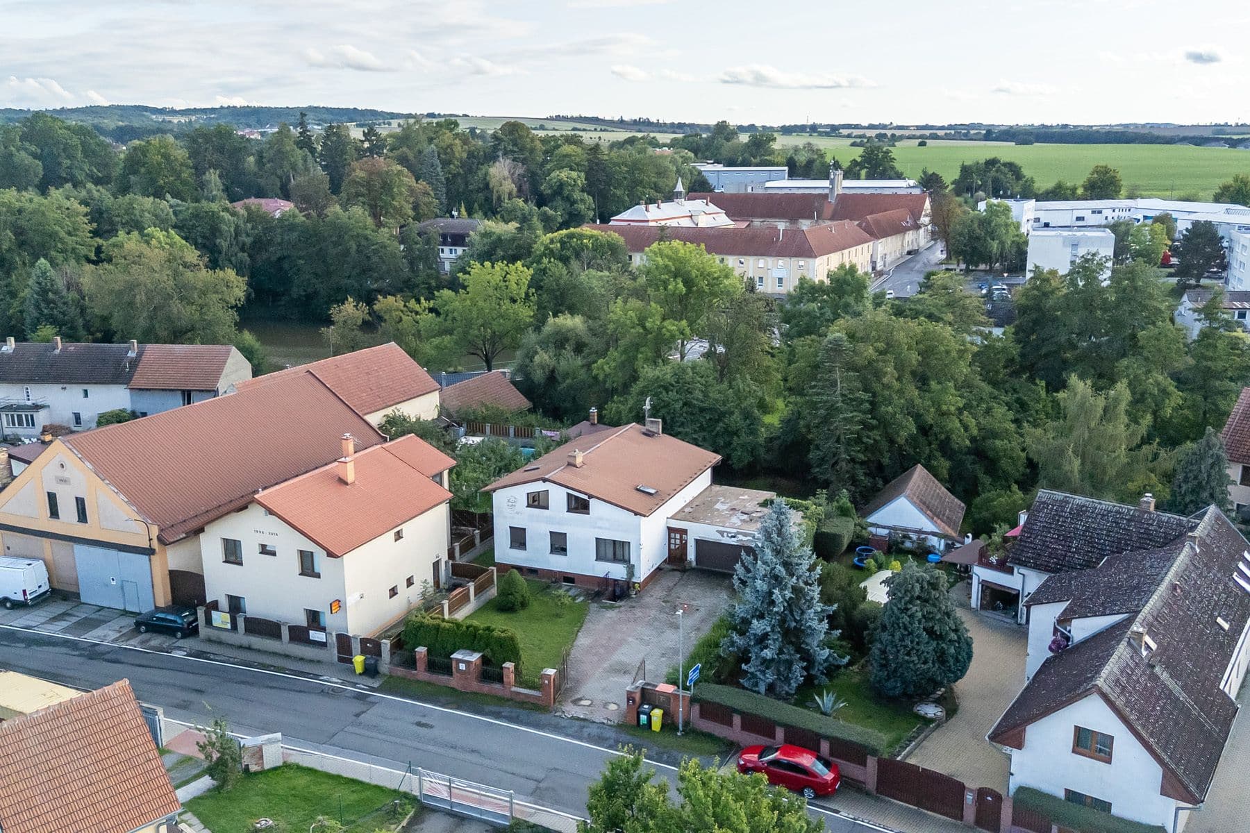 Predaj domu 270 m², pozemek 868 m², Modletice, Středočeský kraj Predaj domu 270 m², pozemek 868 m², Modletice, Středočeský kraj