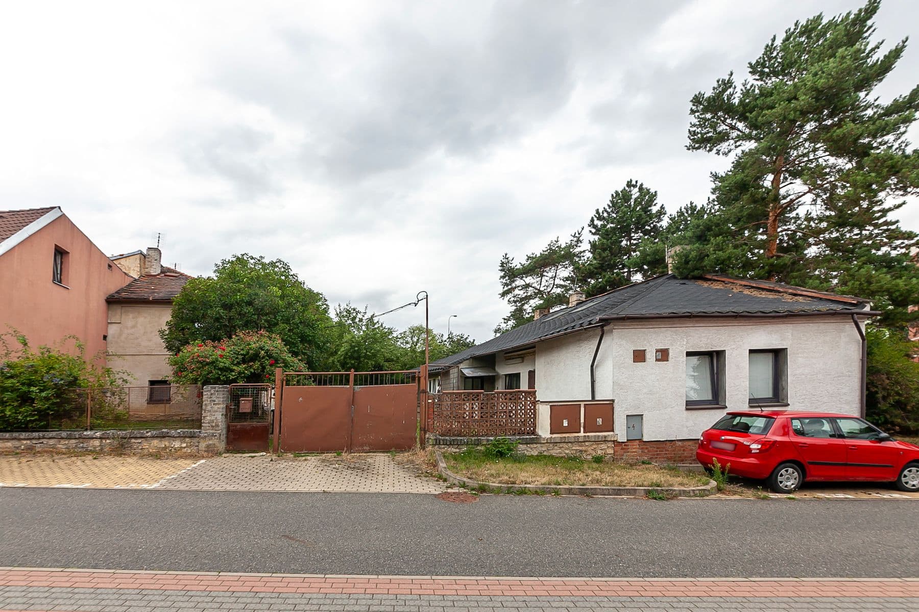 Predaj domu 60 m², pozemek 624 m², Ke Klubovně, Praha, Praha Predaj domu 60 m², pozemek 624 m², Ke Klubovně, Praha, Praha