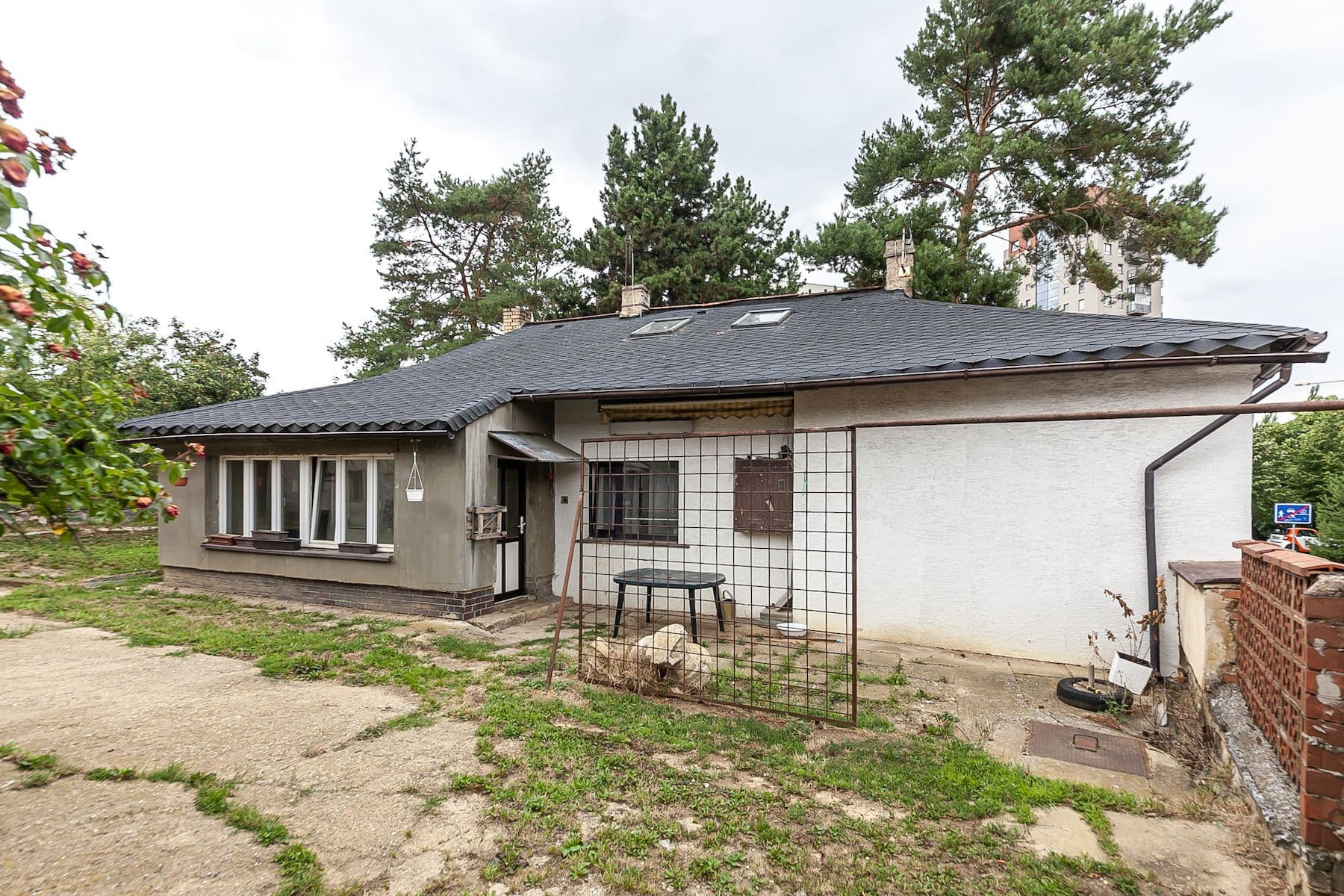 Predaj domu 60 m², pozemek 624 m², Ke Klubovně, Praha, Praha Predaj domu 60 m², pozemek 624 m², Ke Klubovně, Praha, Praha