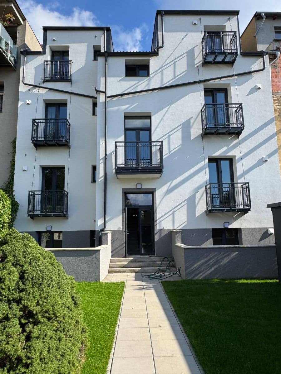 Prenájom bytu 1-izbový 20 m², Za Návsí, Praha, Praha Prenájom bytu 1-izbový 20 m², Za Návsí, Praha, Praha