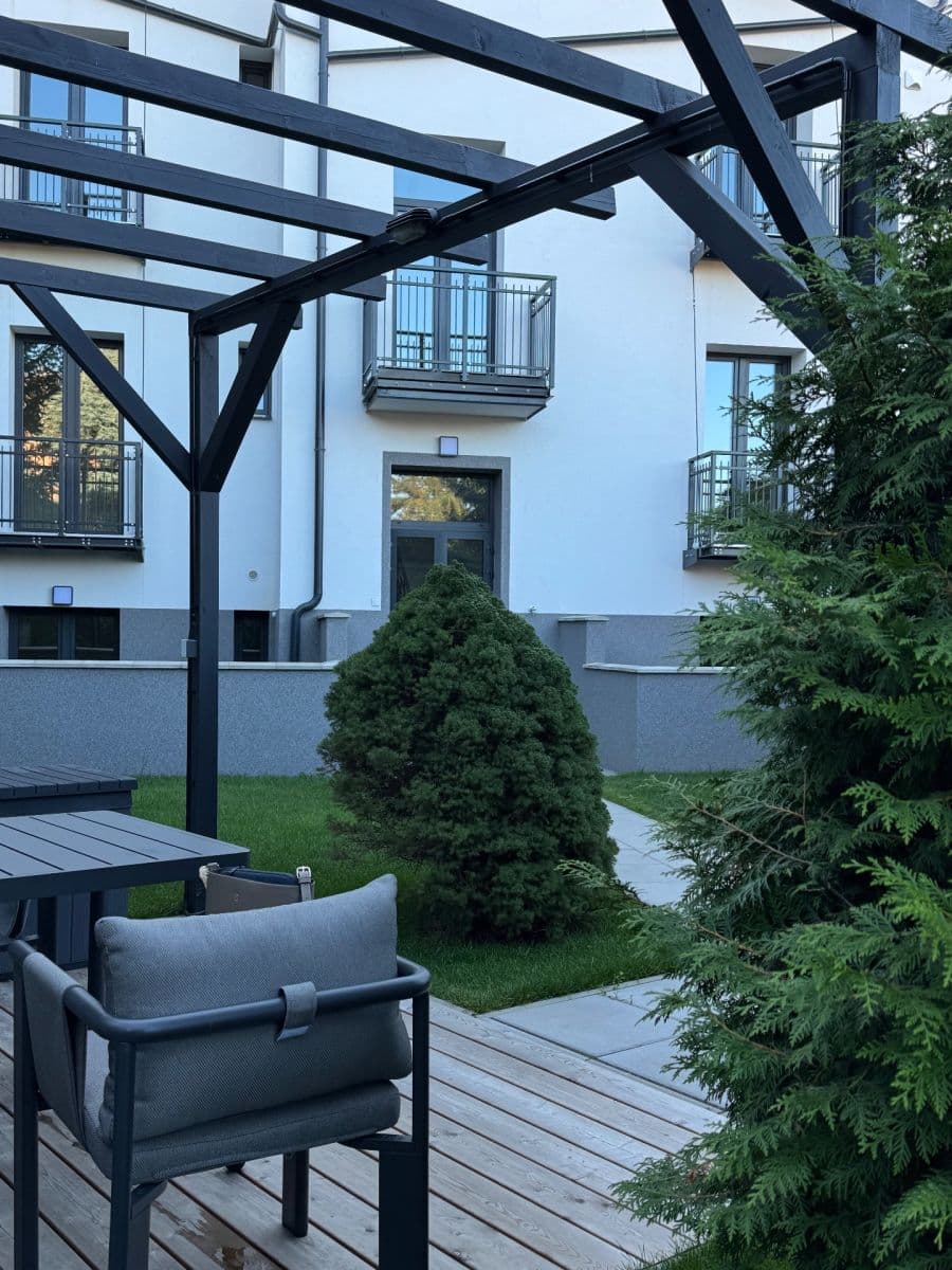 Prenájom bytu 1-izbový 20 m², Za Návsí, Praha, Praha Prenájom bytu 1-izbový 20 m², Za Návsí, Praha, Praha