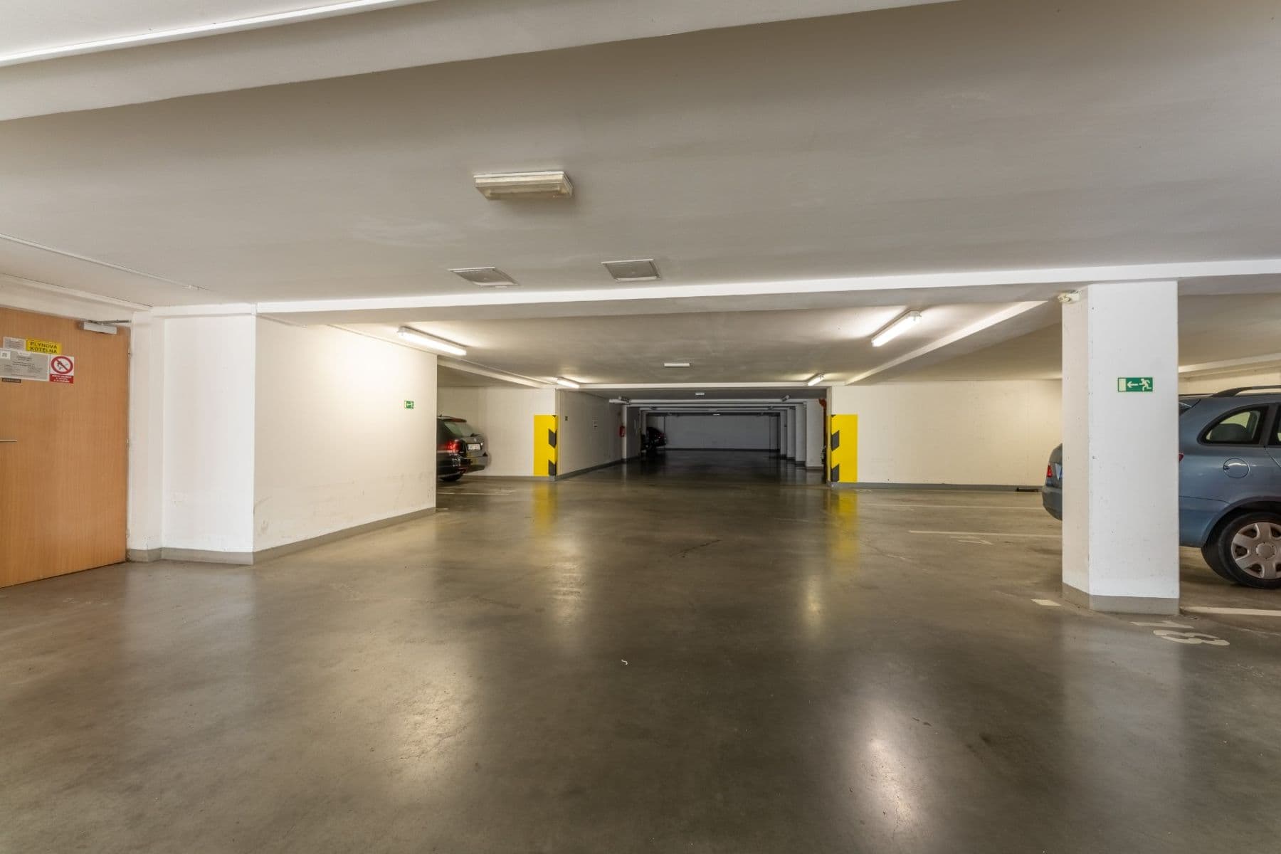 Predaj bytu 3-izbový 80 m², Sicherova, Praha, Praha Predaj bytu 3-izbový 80 m², Sicherova, Praha, Praha