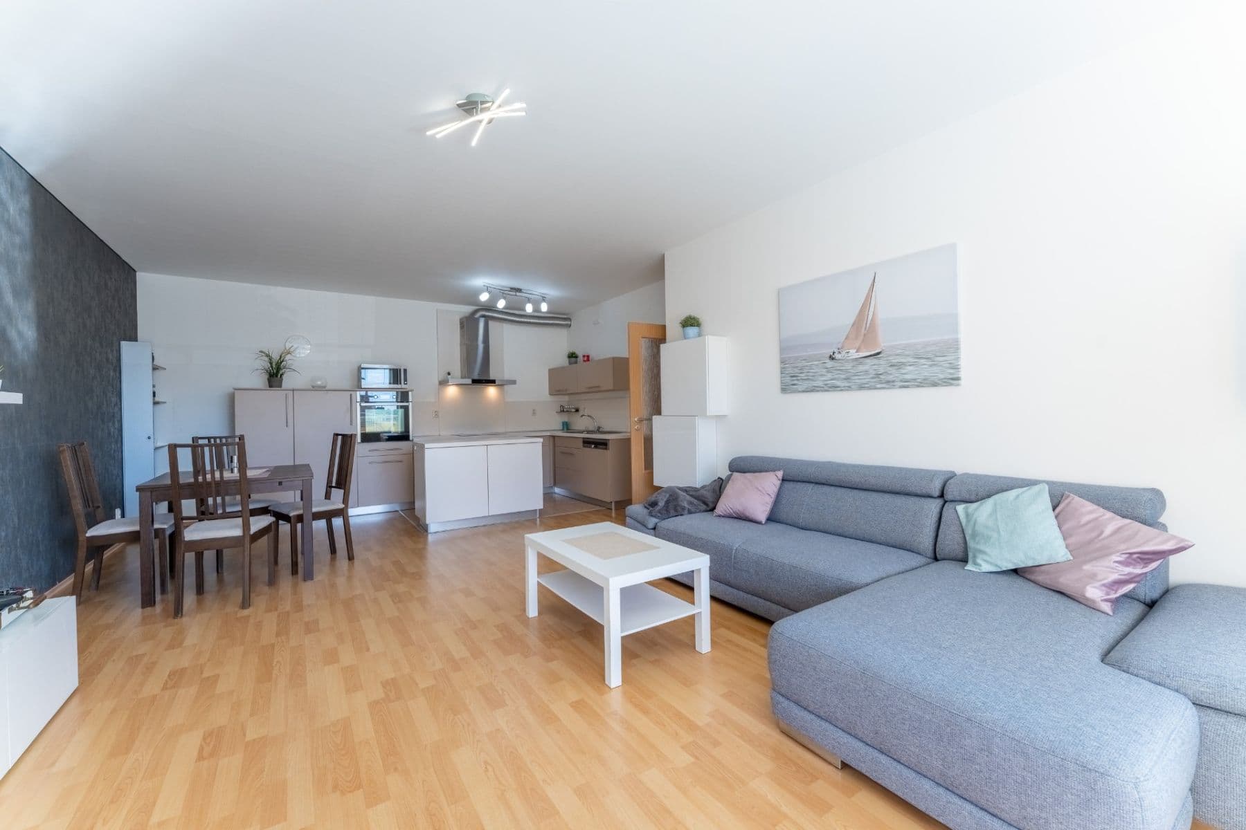 Predaj bytu 3-izbový 80 m², Sicherova, Praha, Praha Predaj bytu 3-izbový 80 m², Sicherova, Praha, Praha