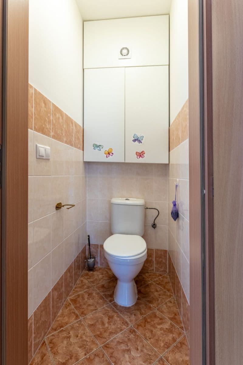 Predaj bytu 3-izbový 80 m², Sicherova, Praha, Praha Predaj bytu 3-izbový 80 m², Sicherova, Praha, Praha