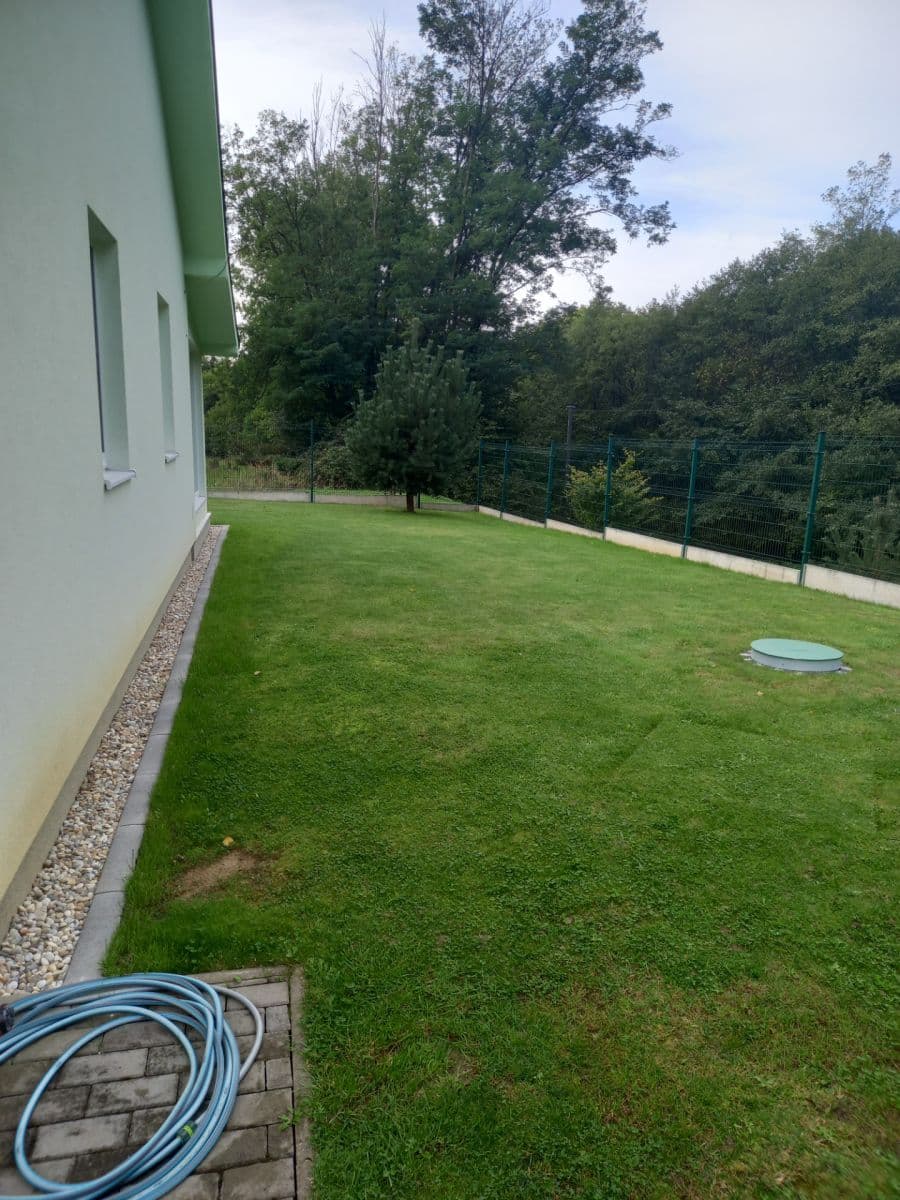 Predaj domu 70 m², pozemek 2.300 m², Malá Čausa, Trenčiansky kraj Predaj domu 70 m², pozemek 2.300 m², Malá Čausa, Trenčiansky kraj