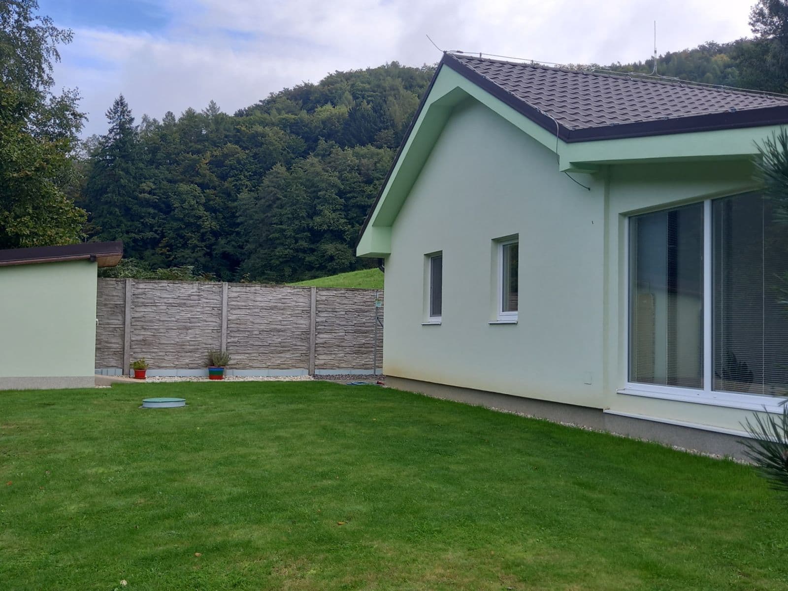 Predaj domu 70 m², pozemek 2.300 m², Malá Čausa, Trenčiansky kraj Predaj domu 70 m², pozemek 2.300 m², Malá Čausa, Trenčiansky kraj