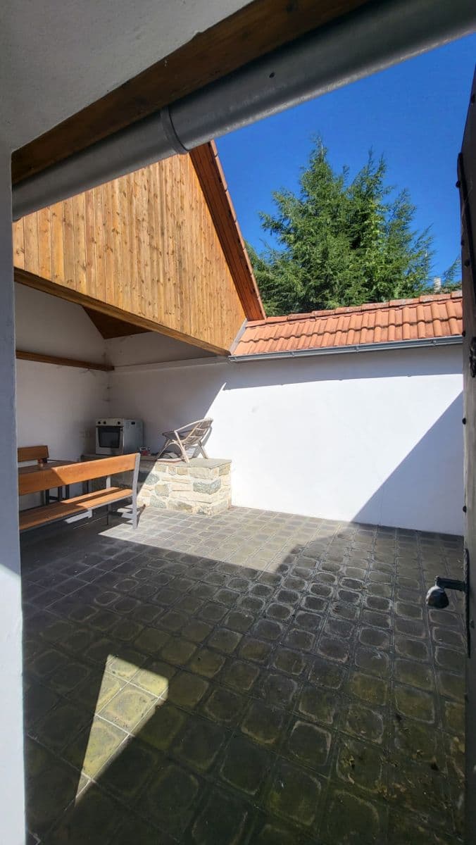 Predaj domu 147 m², pozemek 2.773 m², Dolní Hořice, Jihočeský kraj Predaj domu 147 m², pozemek 2.773 m², Dolní Hořice, Jihočeský kraj