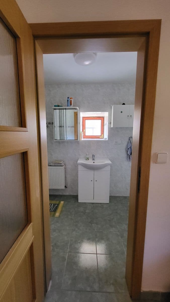 Predaj domu 147 m², pozemek 2.773 m², Dolní Hořice, Jihočeský kraj Predaj domu 147 m², pozemek 2.773 m², Dolní Hořice, Jihočeský kraj