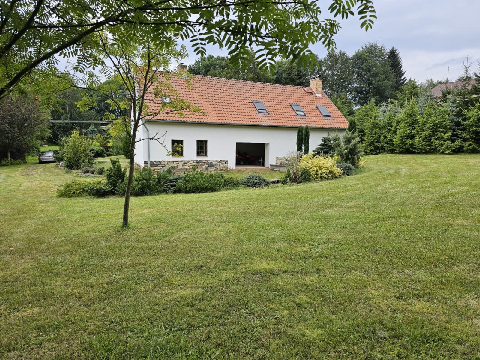 Predaj domu 147 m², pozemek 2.773 m², Dolní Hořice, Jihočeský kraj Predaj domu 147 m², pozemek 2.773 m², Dolní Hořice, Jihočeský kraj
