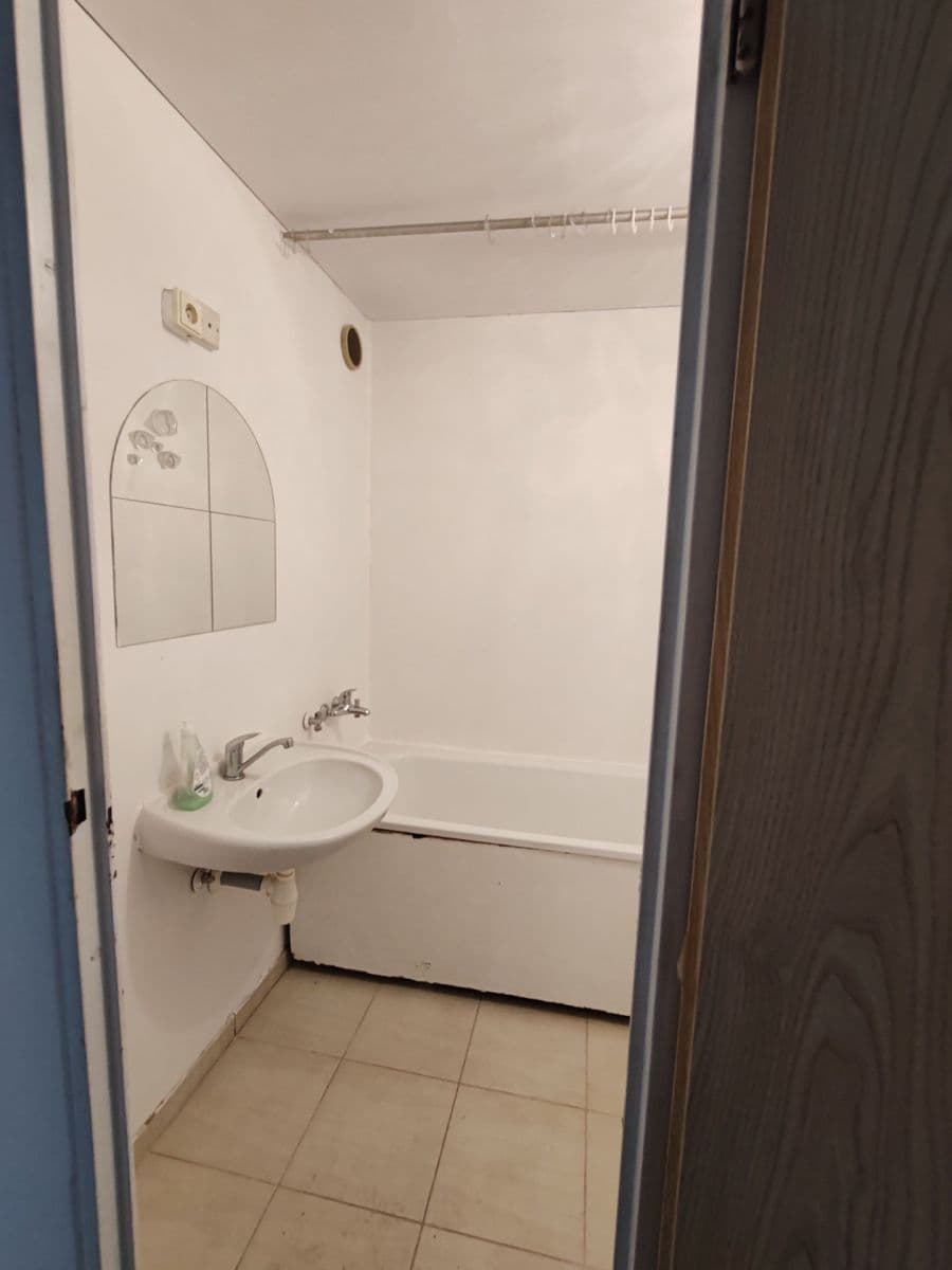 Predaj bytu 3-izbový 67 m², Pod Skalkou, Přerov, Olomoucký kraj Predaj bytu 3-izbový 67 m², Pod Skalkou, Přerov, Olomoucký kraj