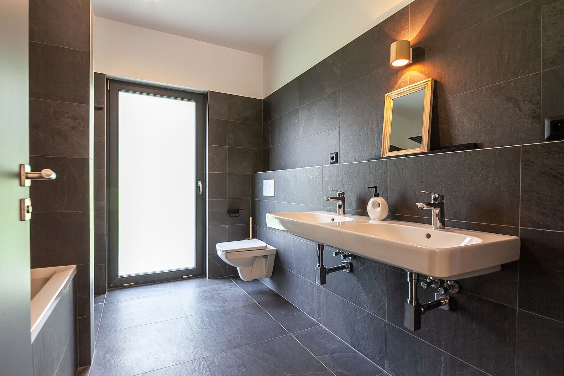 Predaj domu 115 m², pozemek 3.301 m², Chlum, Liberecký kraj Predaj domu 115 m², pozemek 3.301 m², Chlum, Liberecký kraj