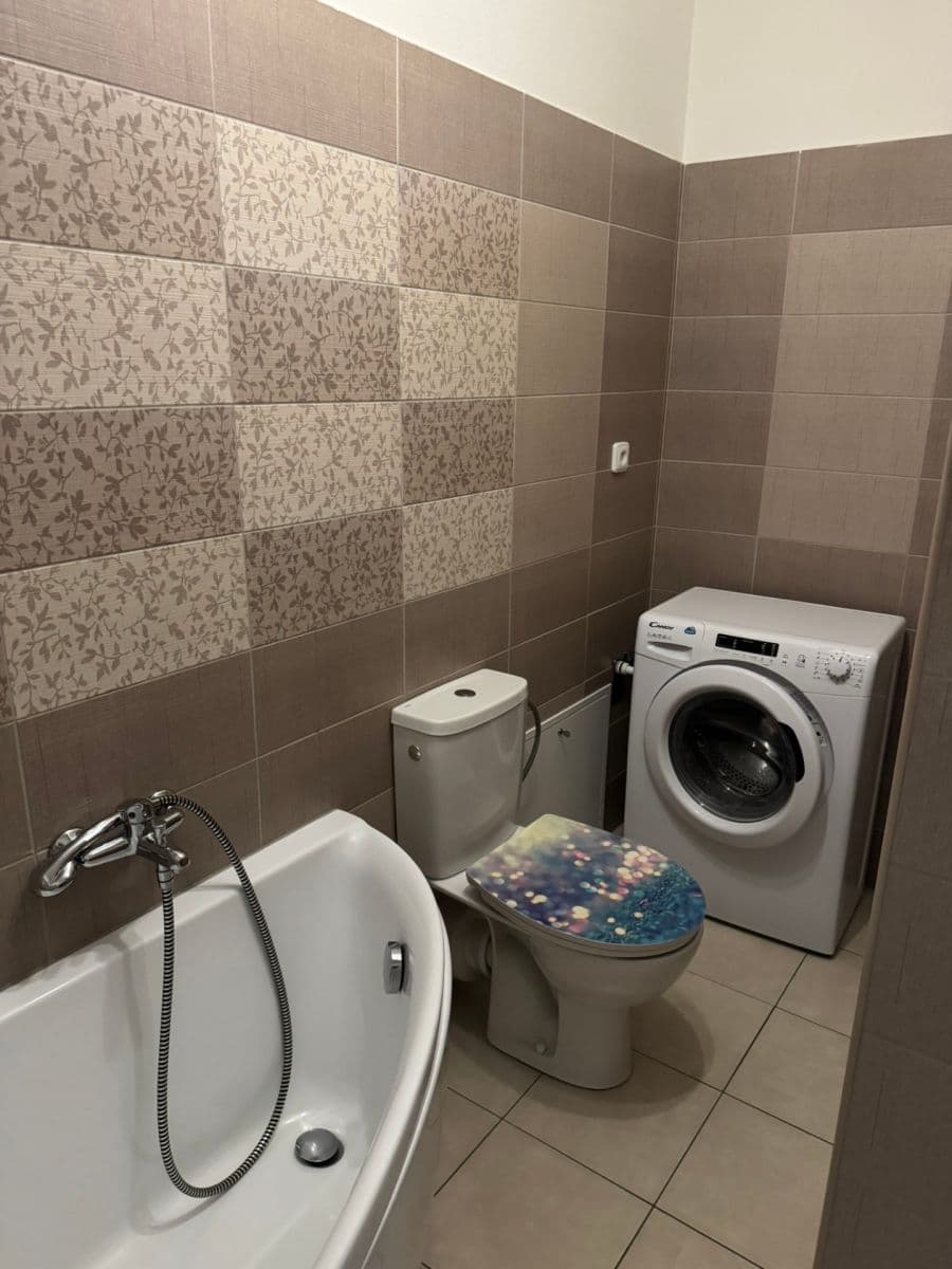 Prenájom bytu 2-izbový 45 m², Okružní, Planá nad Lužnicí, Jihočeský kraj Prenájom bytu 2-izbový 45 m², Okružní, Planá nad Lužnicí, Jihočeský kraj