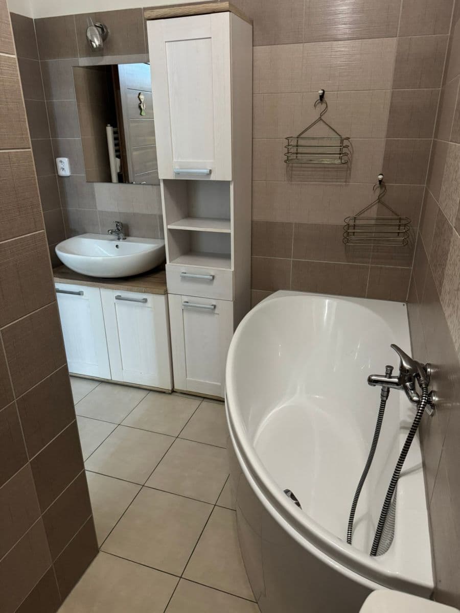 Prenájom bytu 2-izbový 45 m², Okružní, Planá nad Lužnicí, Jihočeský kraj Prenájom bytu 2-izbový 45 m², Okružní, Planá nad Lužnicí, Jihočeský kraj