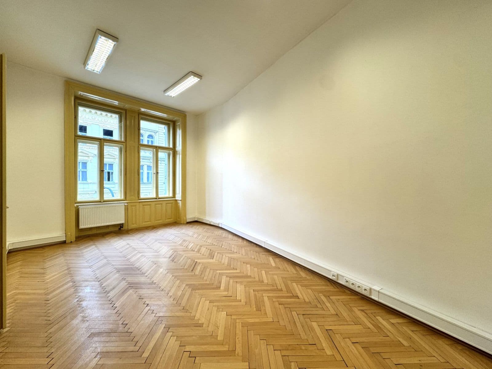 Prenájom kancelárie 167 m², Žitná, Praha, Praha Prenájom kancelárie 167 m², Žitná, Praha, Praha